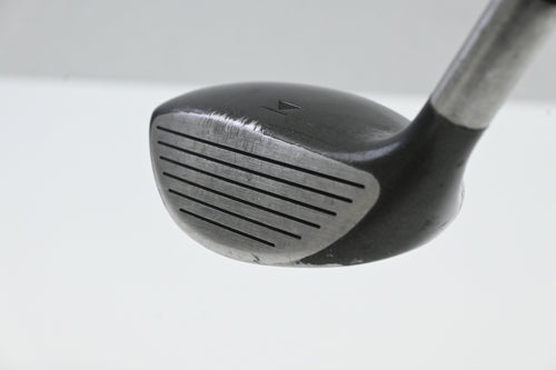 Titleist 975 F #5 Wood / 18.5 Degree / Regular Flex Titleist Ultralite Shaft