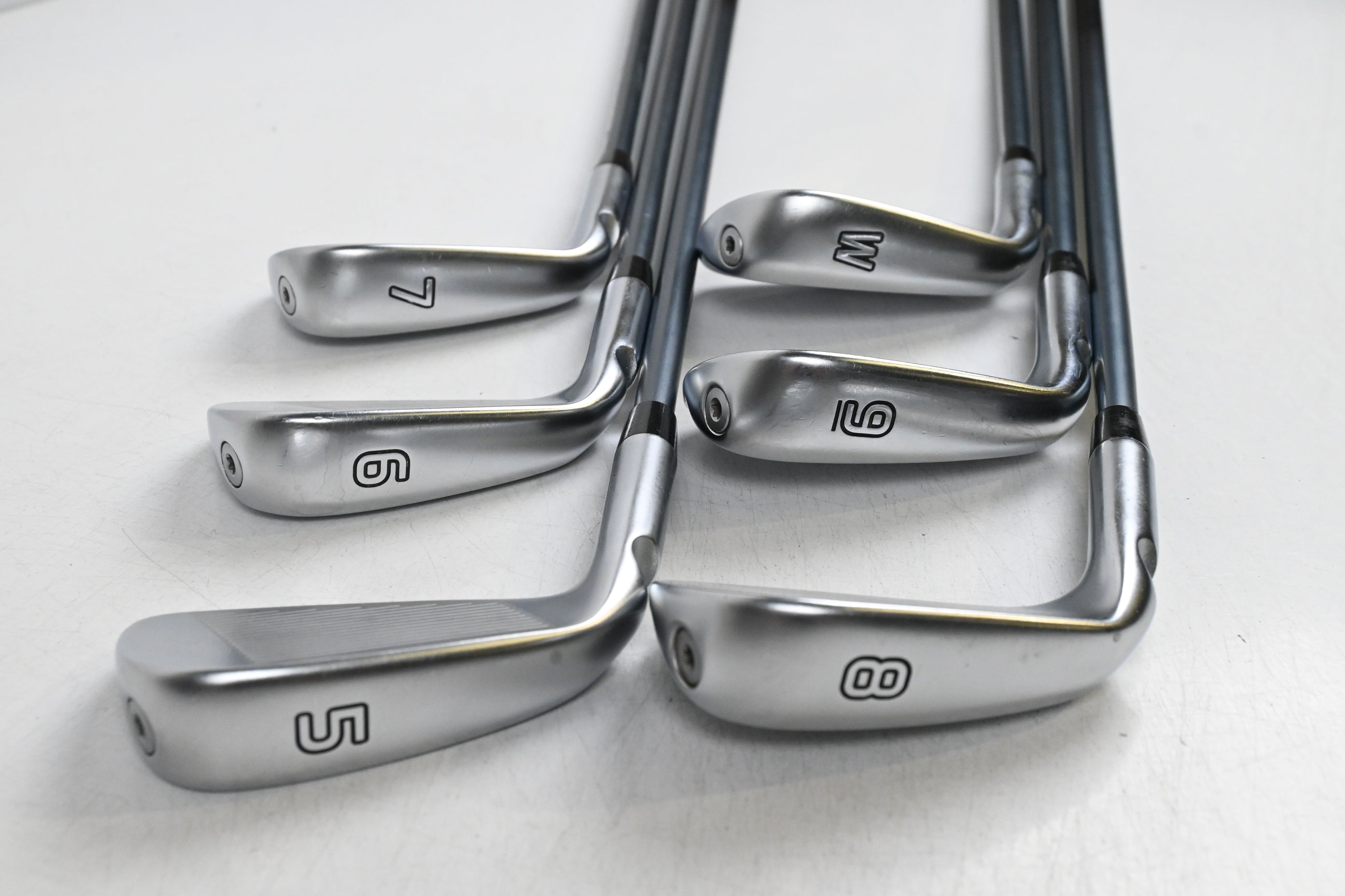 Ping i525 Irons / 5-PW / Orange Dot / Regular Flex Alta CB AWT Shafts