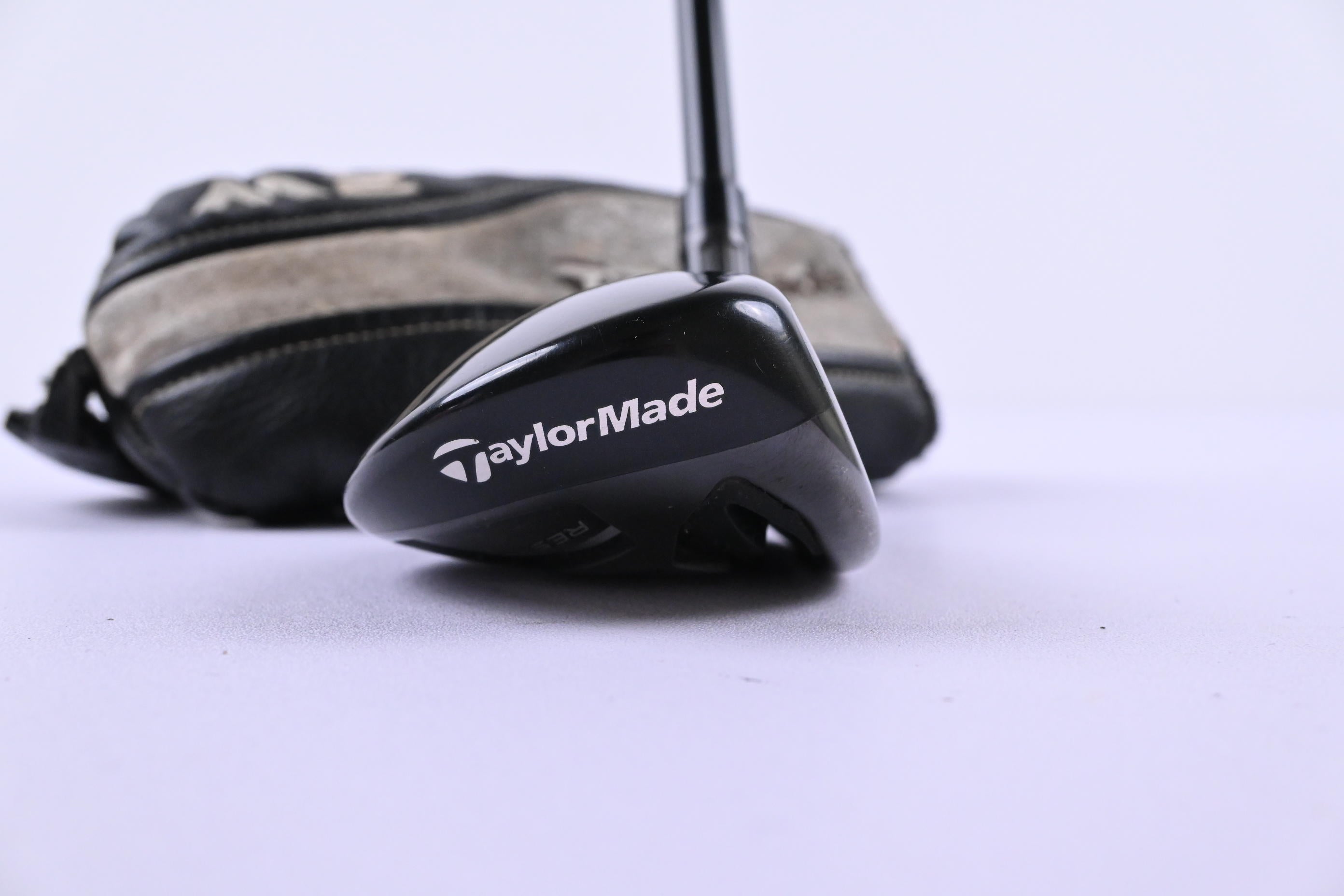 Taylormade M2 2016 #4 Hybrid / 22 Degree / Stiff Flex Taylormade M2 75 Shaft