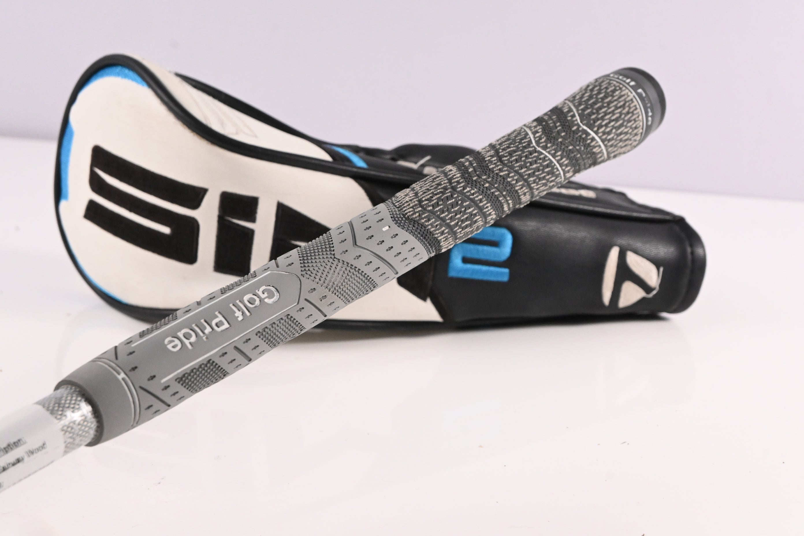 Taylormade SIM2 Ti #3 Wood / 15 Degree / Stiff Flex Tensei AV Blue Raw 65 Shaft