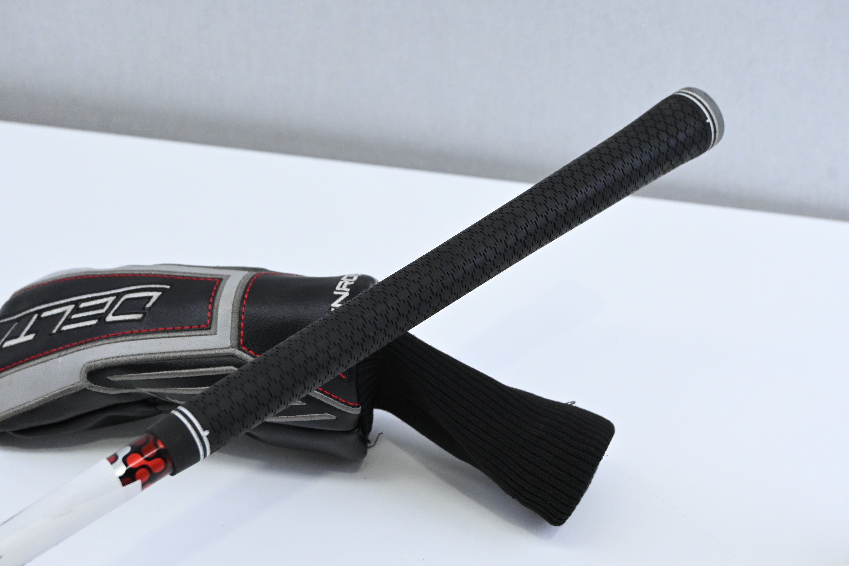 Benross Delta #3 Hybrid / 20 Degree / Regular Flex Fujikura Atmos Red 7 Shaft