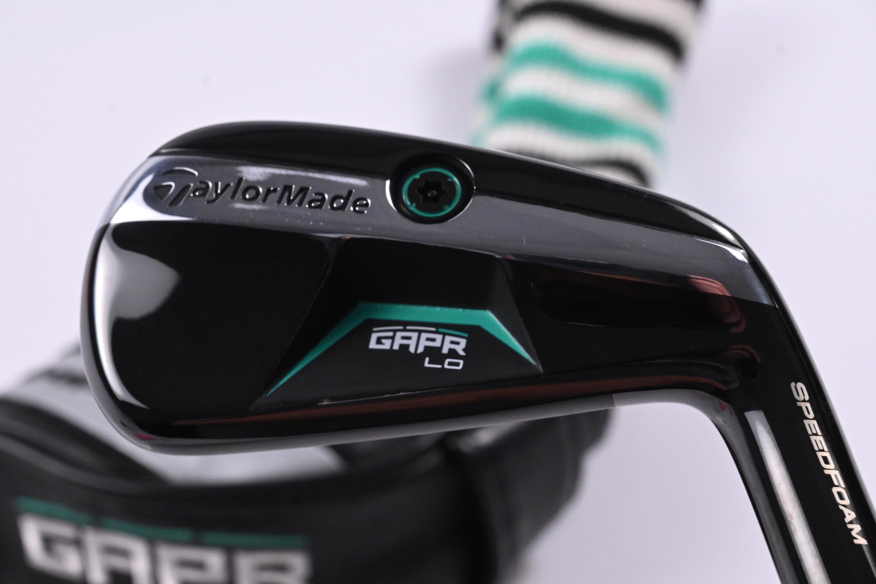Taylormade GAPR Lo #2 Hybrid / 17 Degree / Regular Flex Fubuki K-Series 50 Shaft