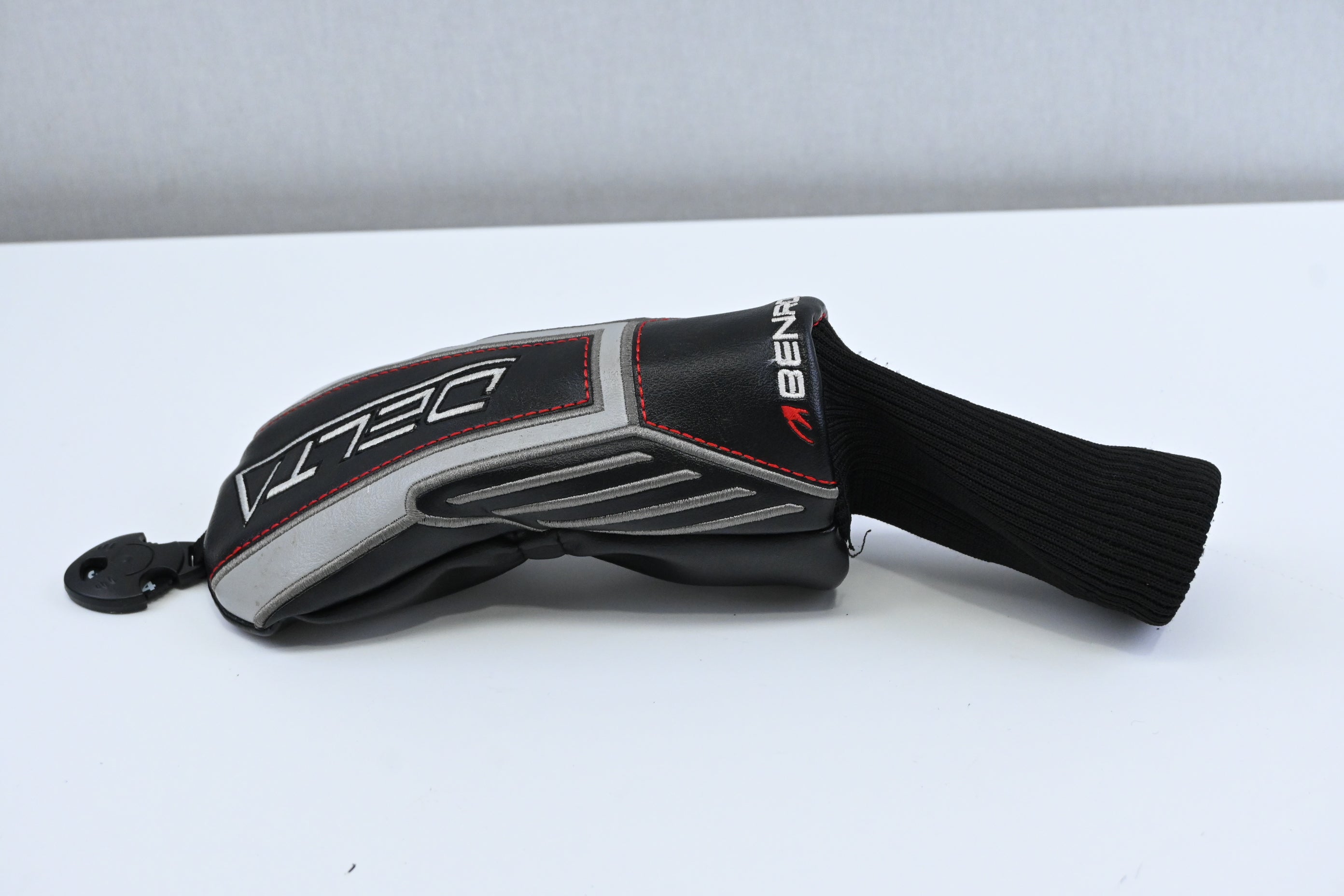Benross Delta #3 Hybrid / 20 Degree / Regular Flex Fujikura Atmos Red 7 Shaft