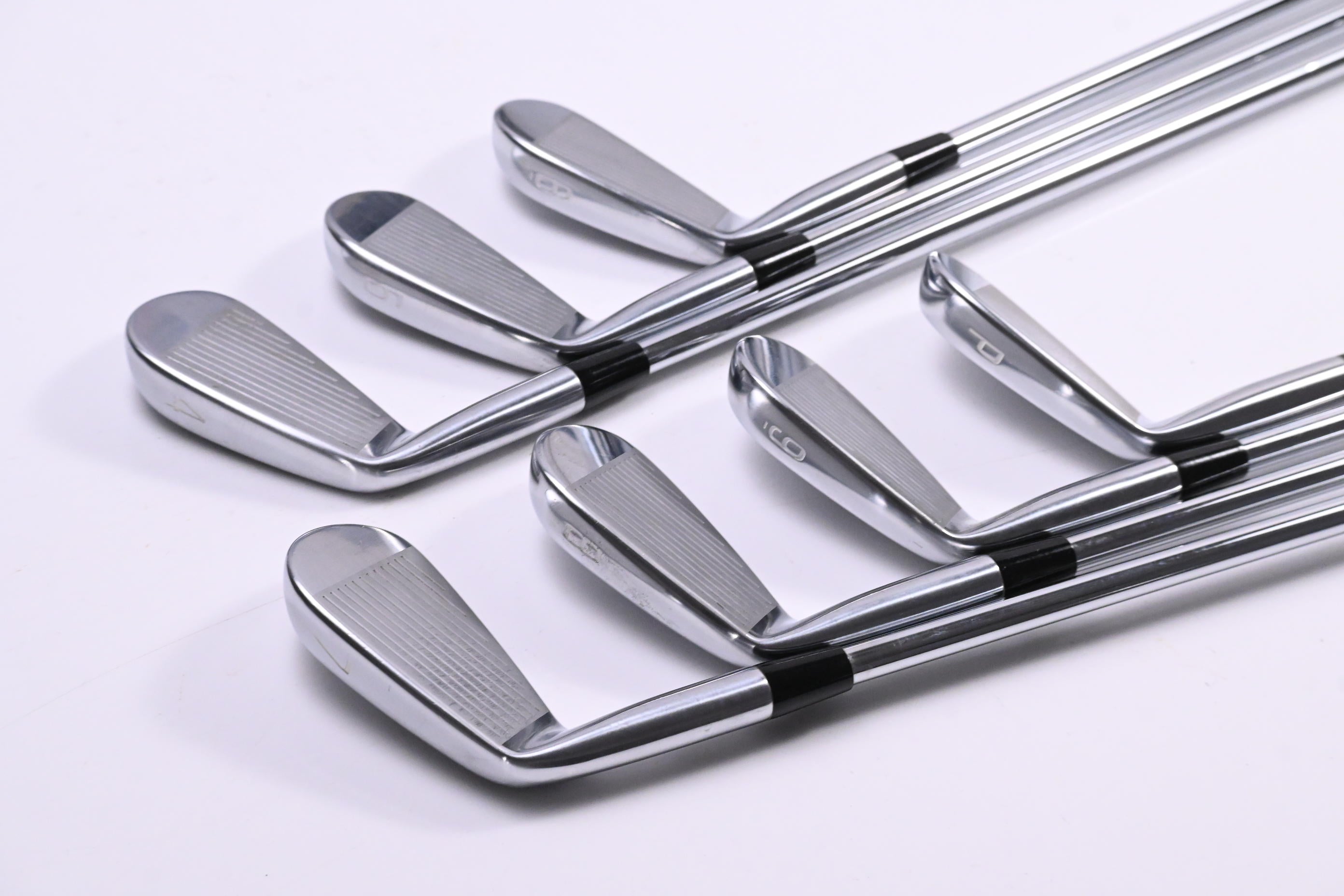 Mizuno Pro 241 Irons / 4-PW / Stiff Flex Dynamic Gold 95 S300 Shafts