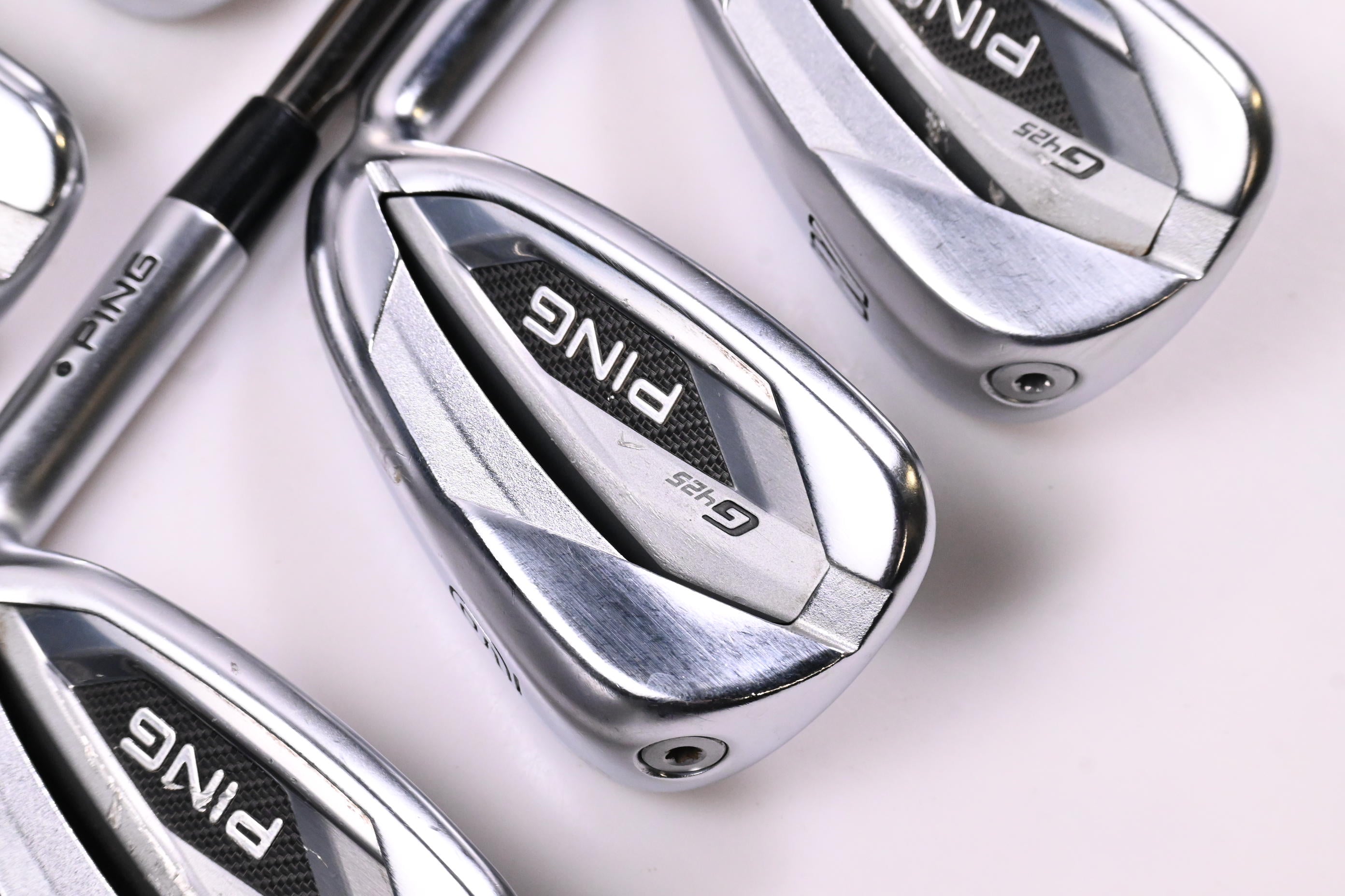 Ping G425 Irons / 6-PW / Black Dot / Senior Flex UST Recoil ES 760 Shafts