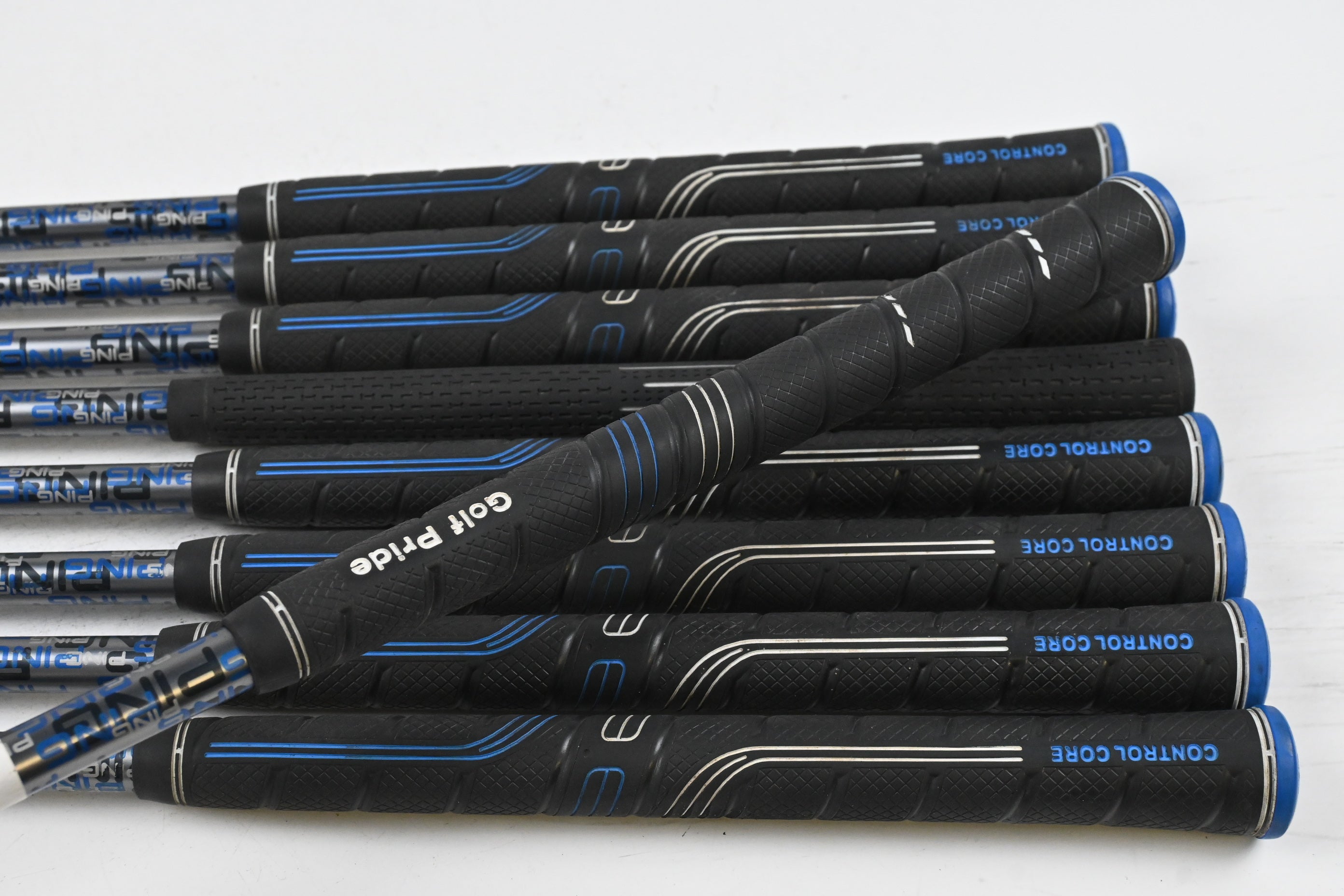 Ping G30 Irons / 4-PW+SW+LW / White Dot / Senior Flex Ping TFC 419 Shafts