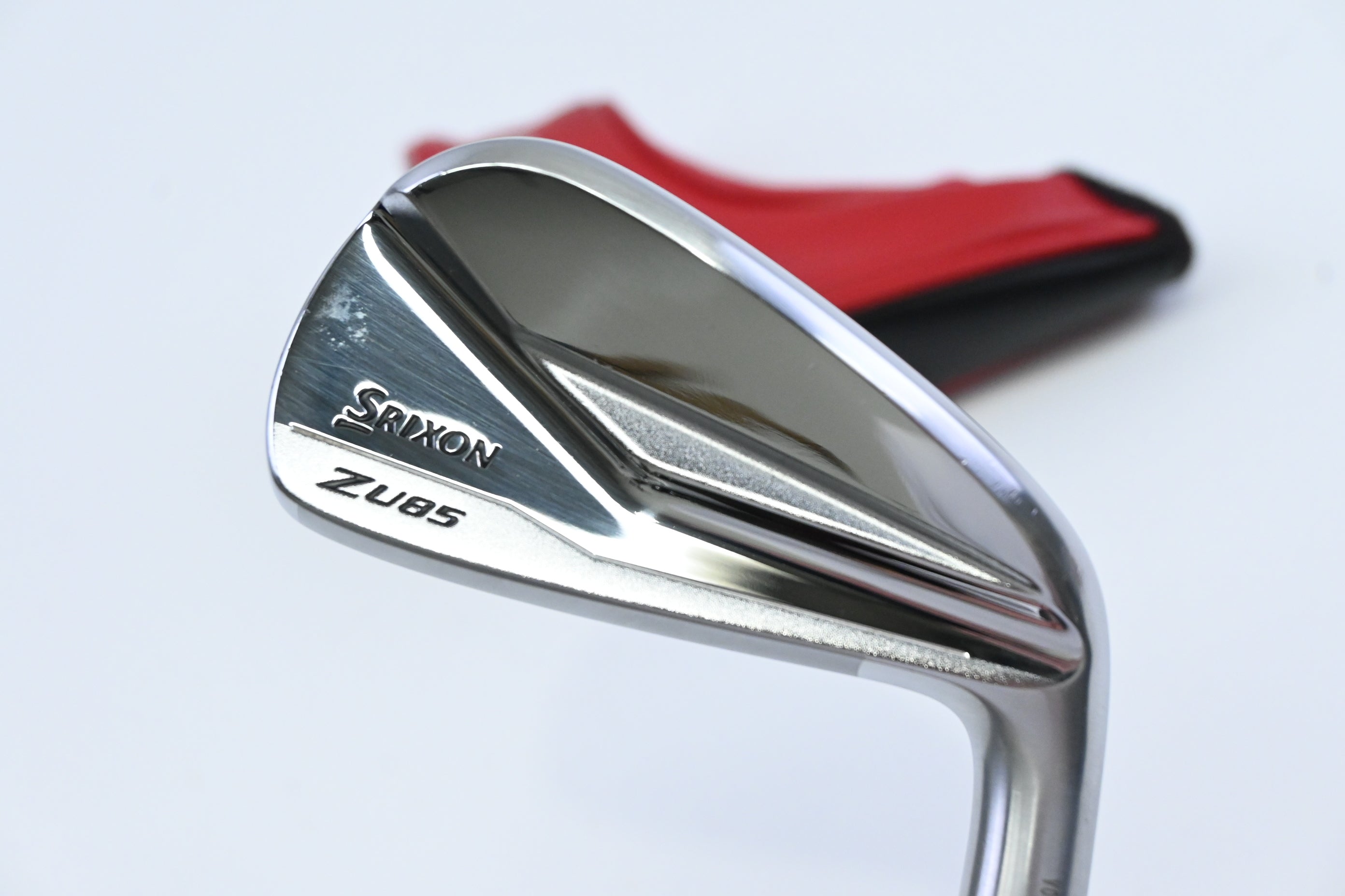 Srixon Z-U85 Utility #2 Iron / 18 Degree / Stiff Flex Miyazaki Mahana 6 Shaft
