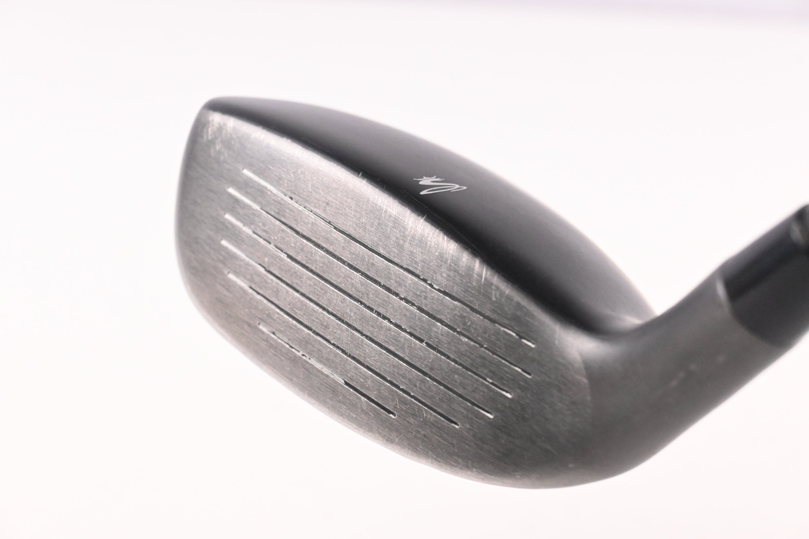 Cobra King F9 #4 Hybrid / 21 Degree / Regular Flex Atmos Black 7 Shaft