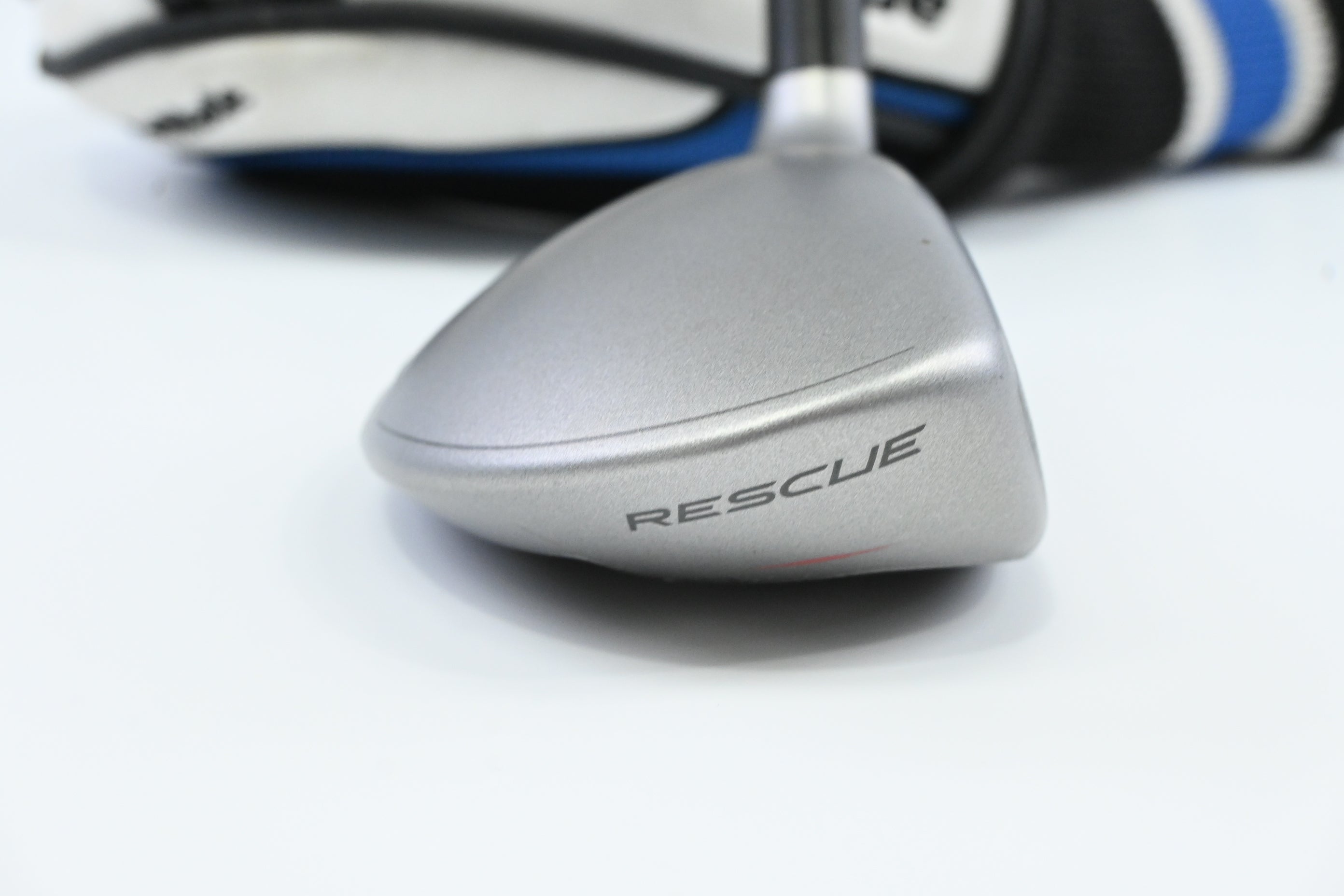 Taylormade SLDR-S #3 Hybrid / 19 Degree / Regular Flex Fujikura Speeder 72