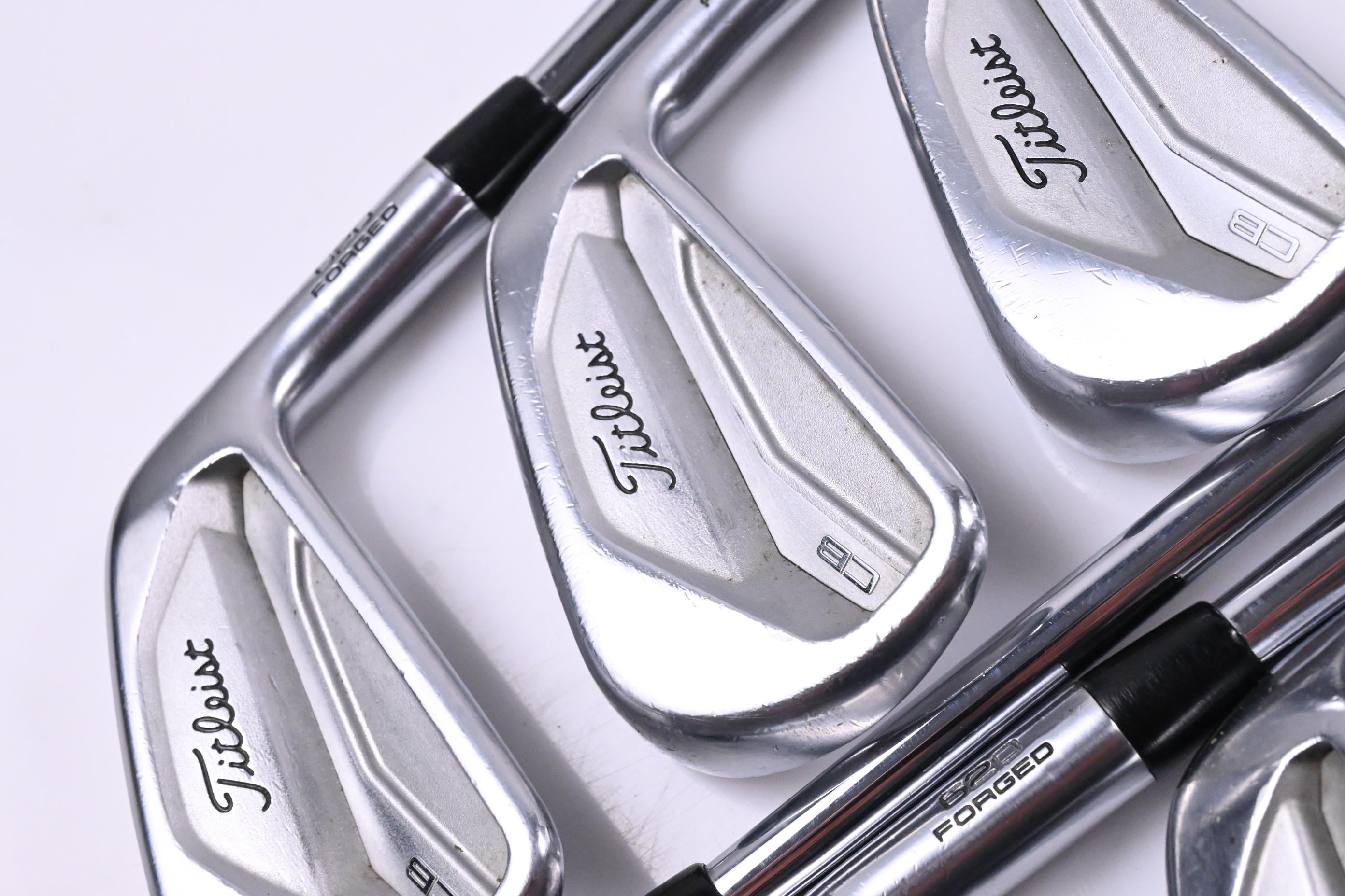 Titleist CB 620 Irons / 4-PW / Regular Flex AMT Red R300 Shafts