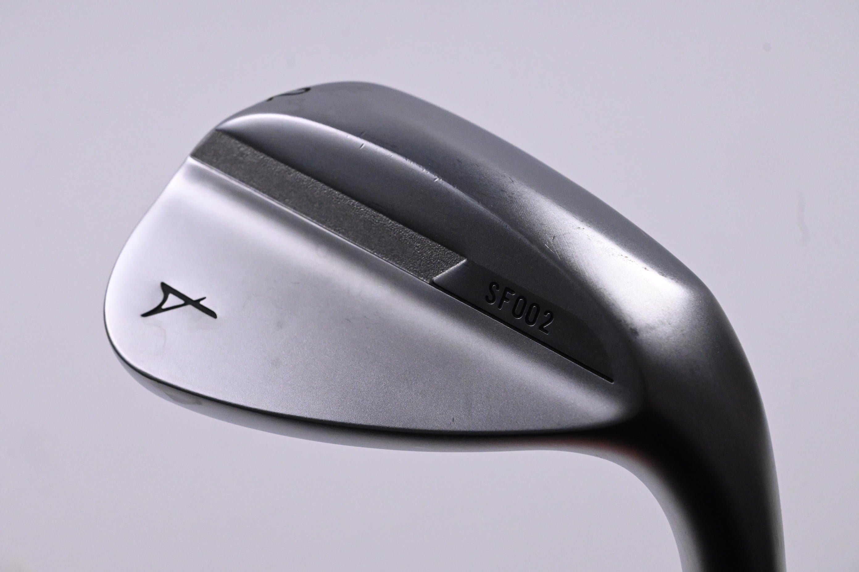 Takomo SF002 Gap Wedge / 52 Degree / Stiff Flex KBS Tour 120 Shaft
