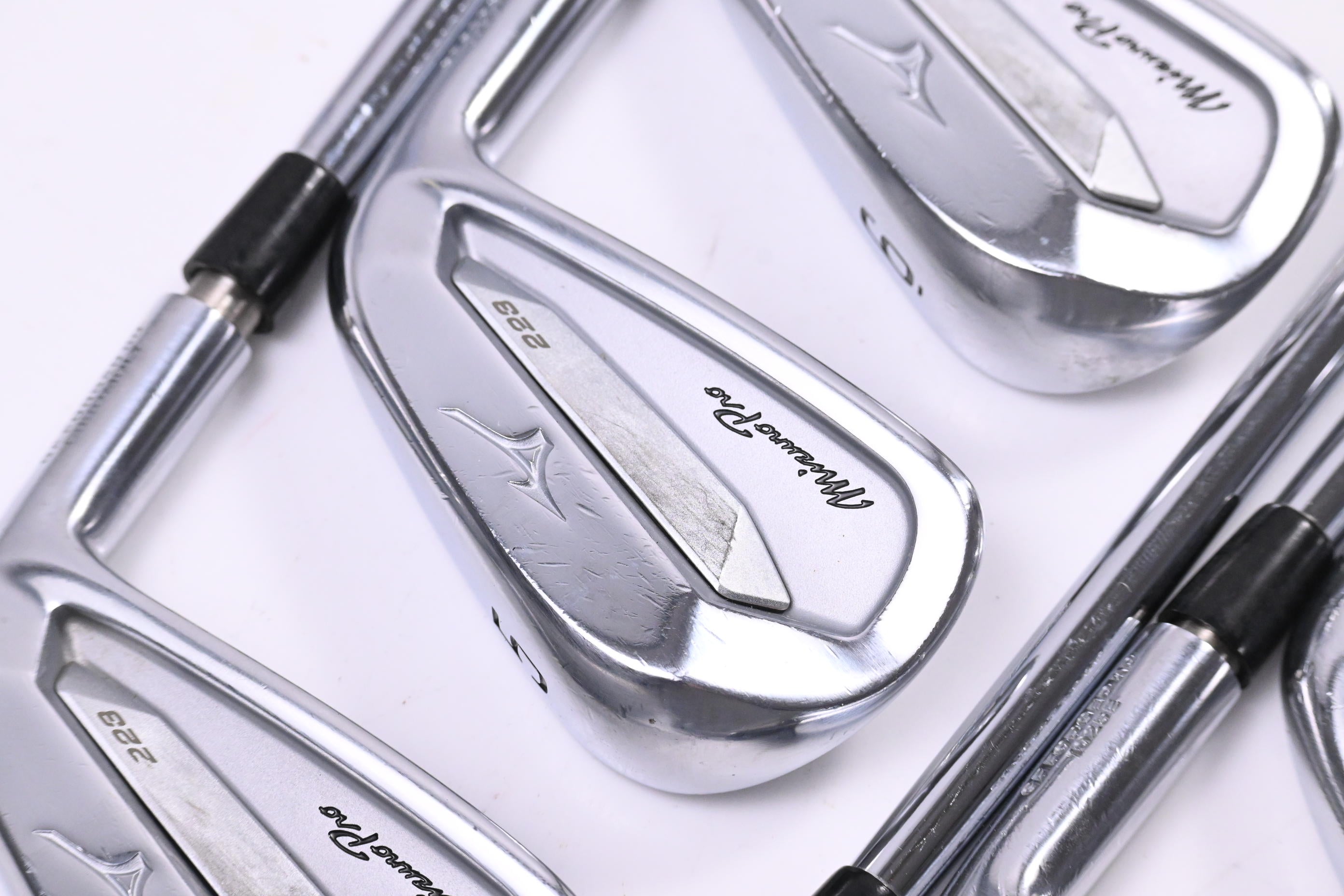 Mizuno Pro 223 Irons / 4-PW / X-Flex N.S.Pro Modus³ Tour 105 Shafts
