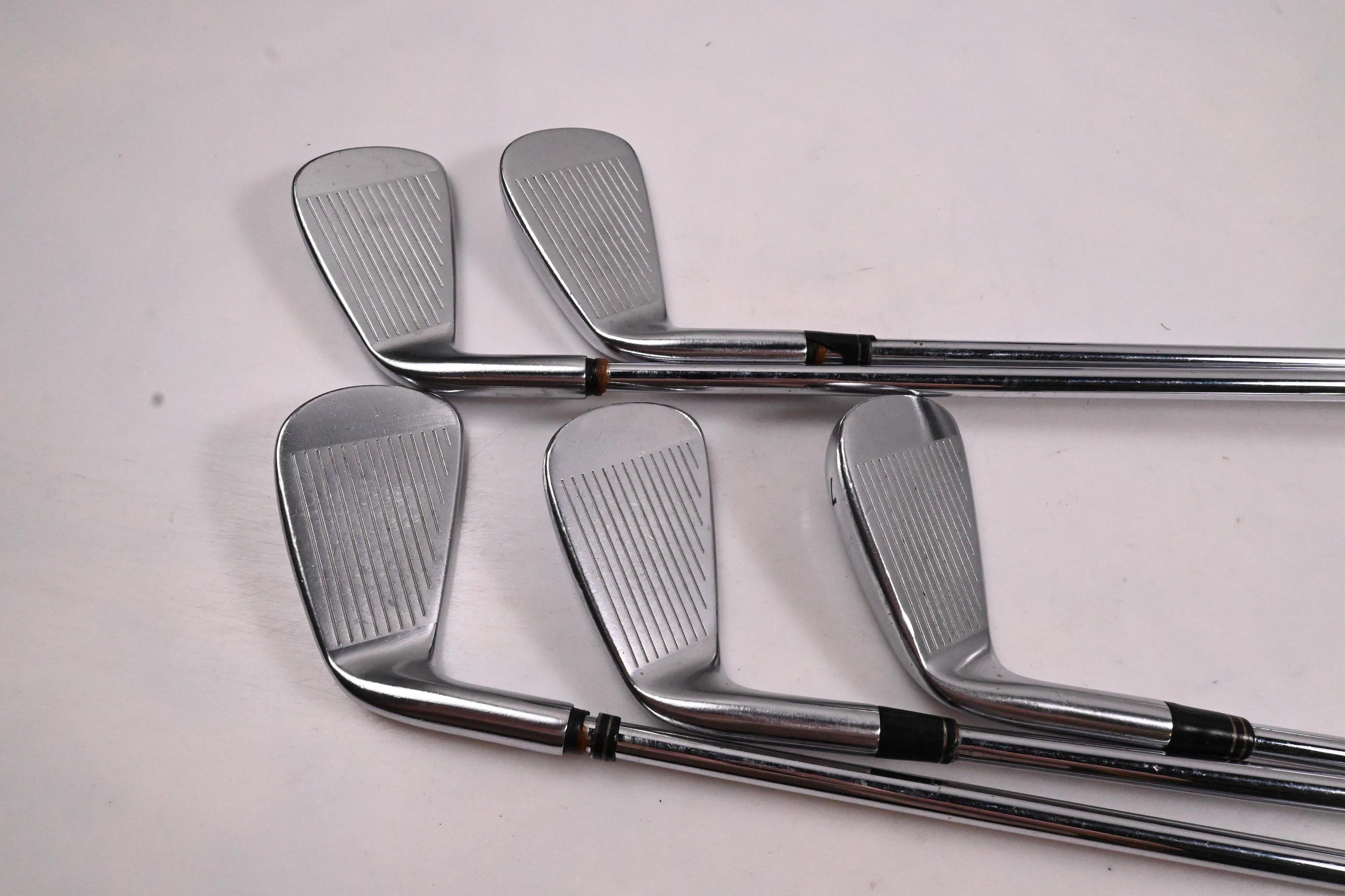 Taylormade Tour Preferred TP 2009 Irons / 3-7i / Stiff Flex Dynamic Gold S300