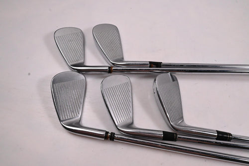 Taylormade Tour Preferred TP 2009 Irons / 3-7i / Stiff Flex Dynamic Gold S300