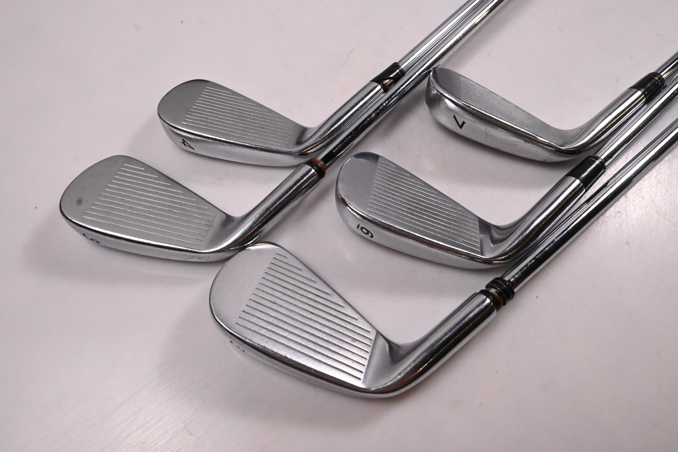 Taylormade Tour Preferred TP 2009 Irons / 3-7i / Stiff Flex Dynamic Gold S300