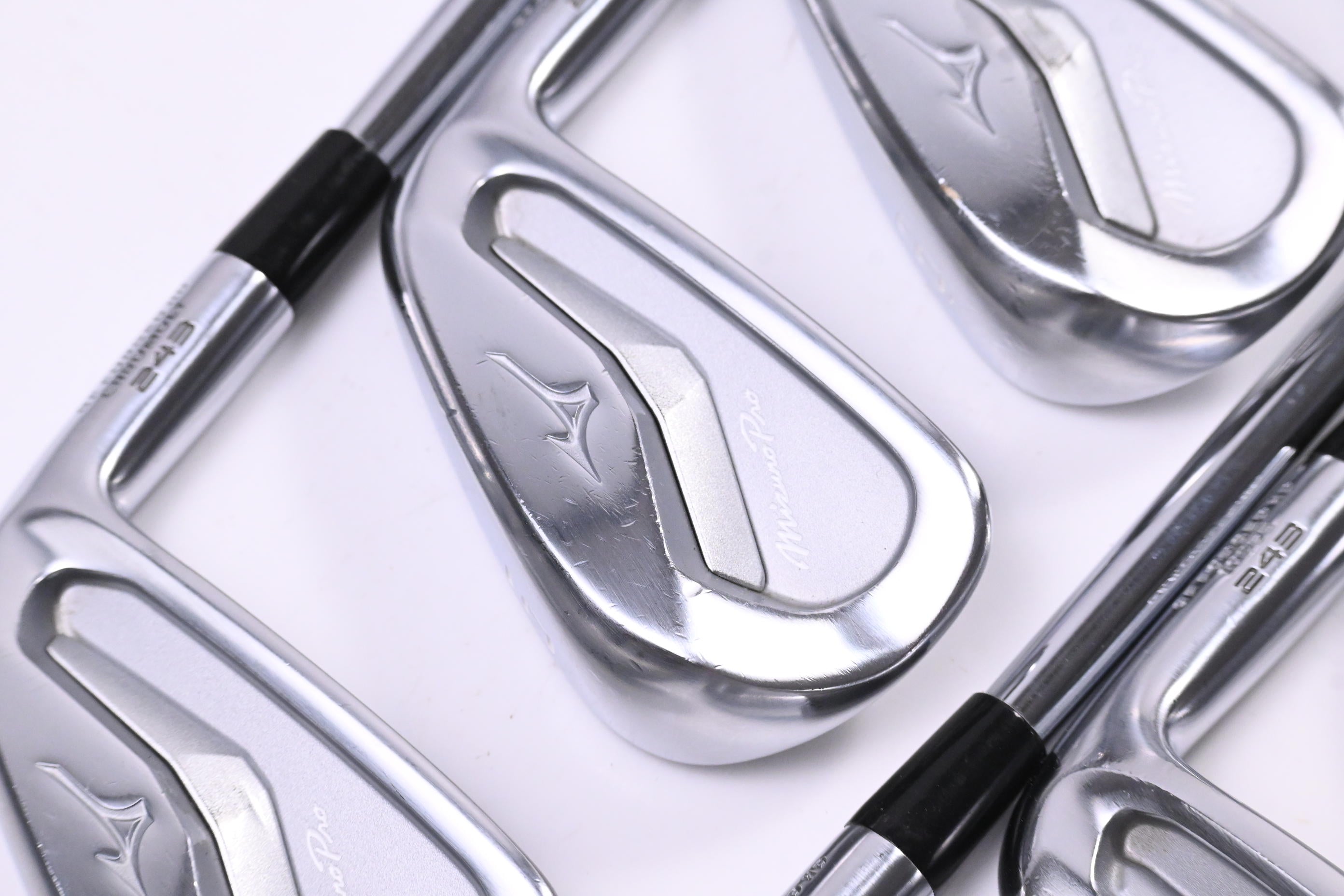 Mizuno Pro 243 Irons / 4-PW+GW / Regular Flex Project X LZ 115 Shafts