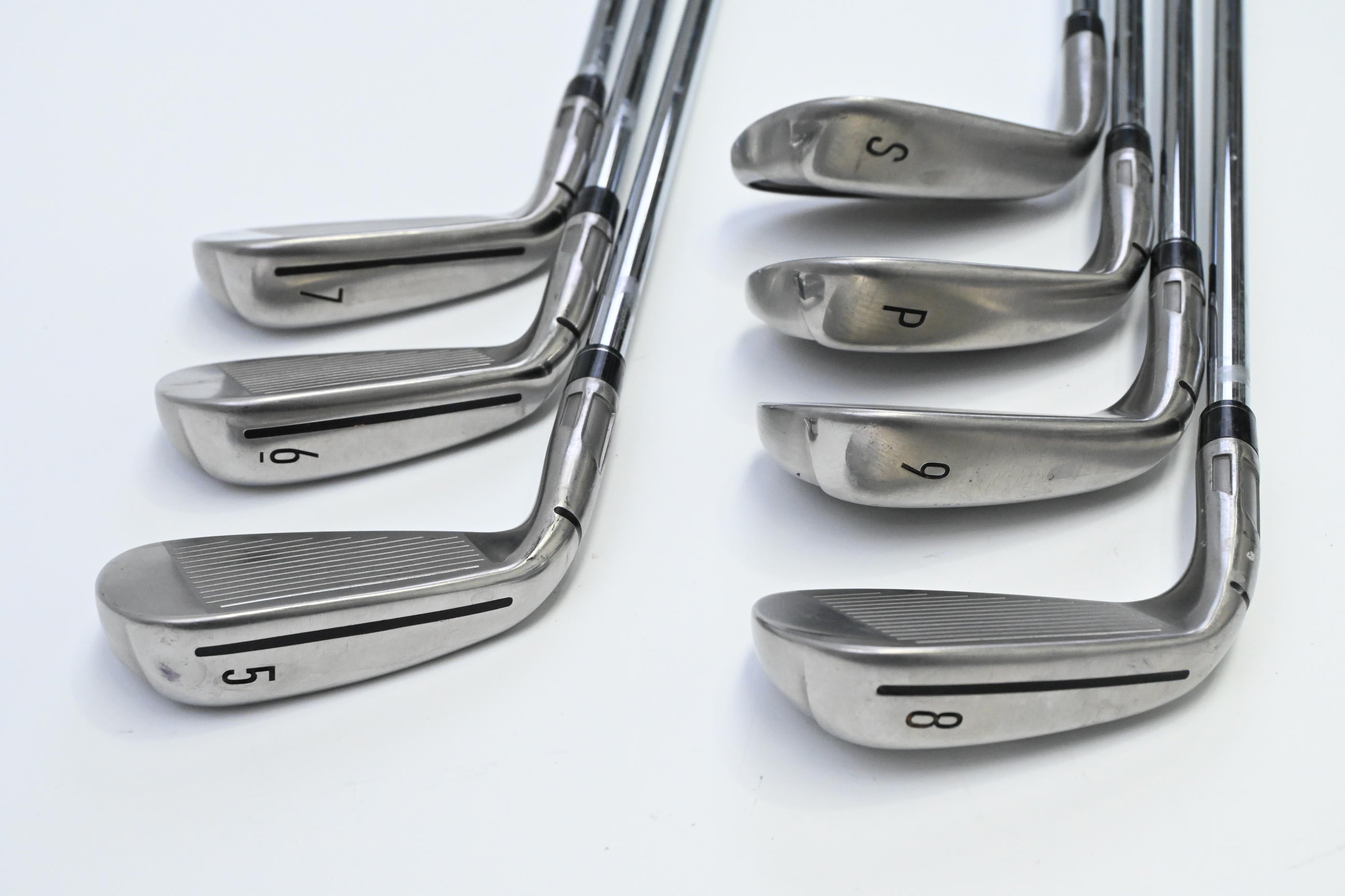 Taylormade SIM2 Max Irons / 5-PW+SW / Regular Flex KBS MAX MT 85 Shafts
