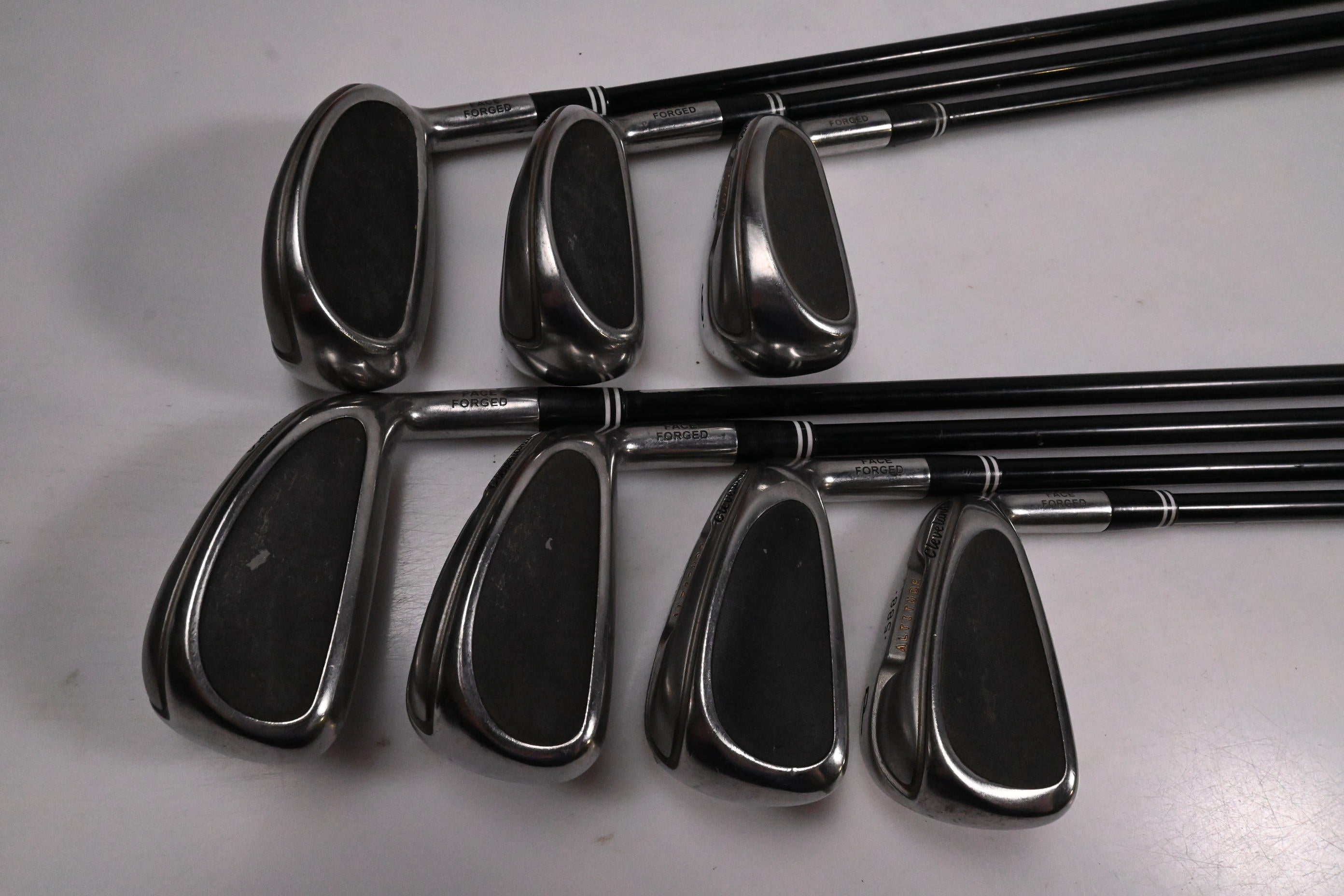 Cleveland 588 Altitude Irons / 4-PW / Regular Flex ActionLite 55 Shafts