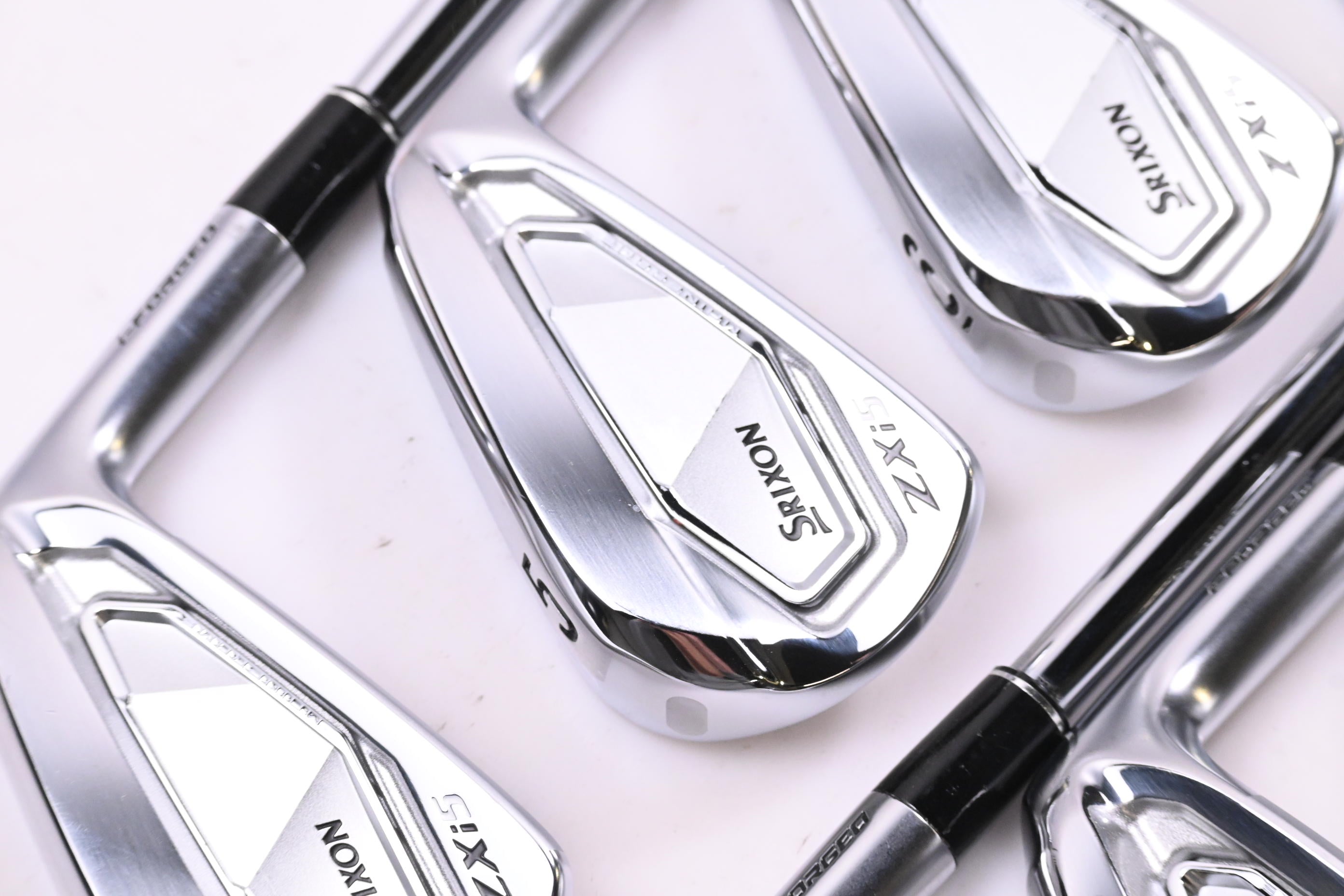 Srixon ZXi5 Irons / 4-PW+AW / Stiff Flex NS Pro Modus 3 Tour 105 Shafts
