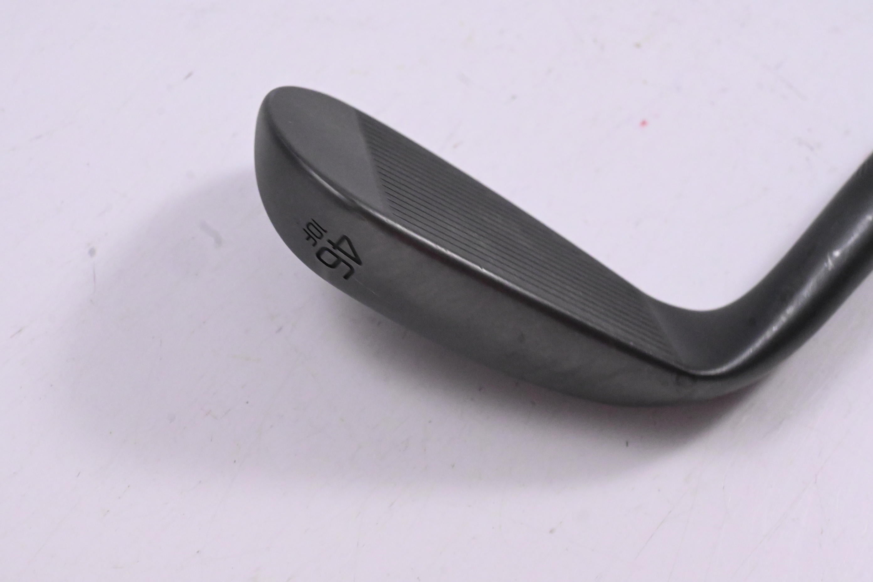 Titleist Vokey SM10 Pitching Wedge / 48 Degree / Wedge Flex Titleist Vokey SM10