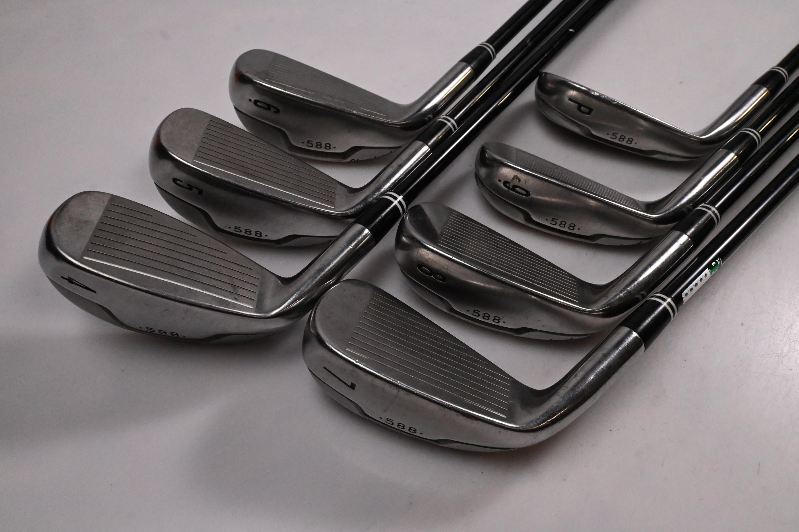 Cleveland 588 Altitude Irons / 4-PW / Regular Flex ActionLite 55 Shafts