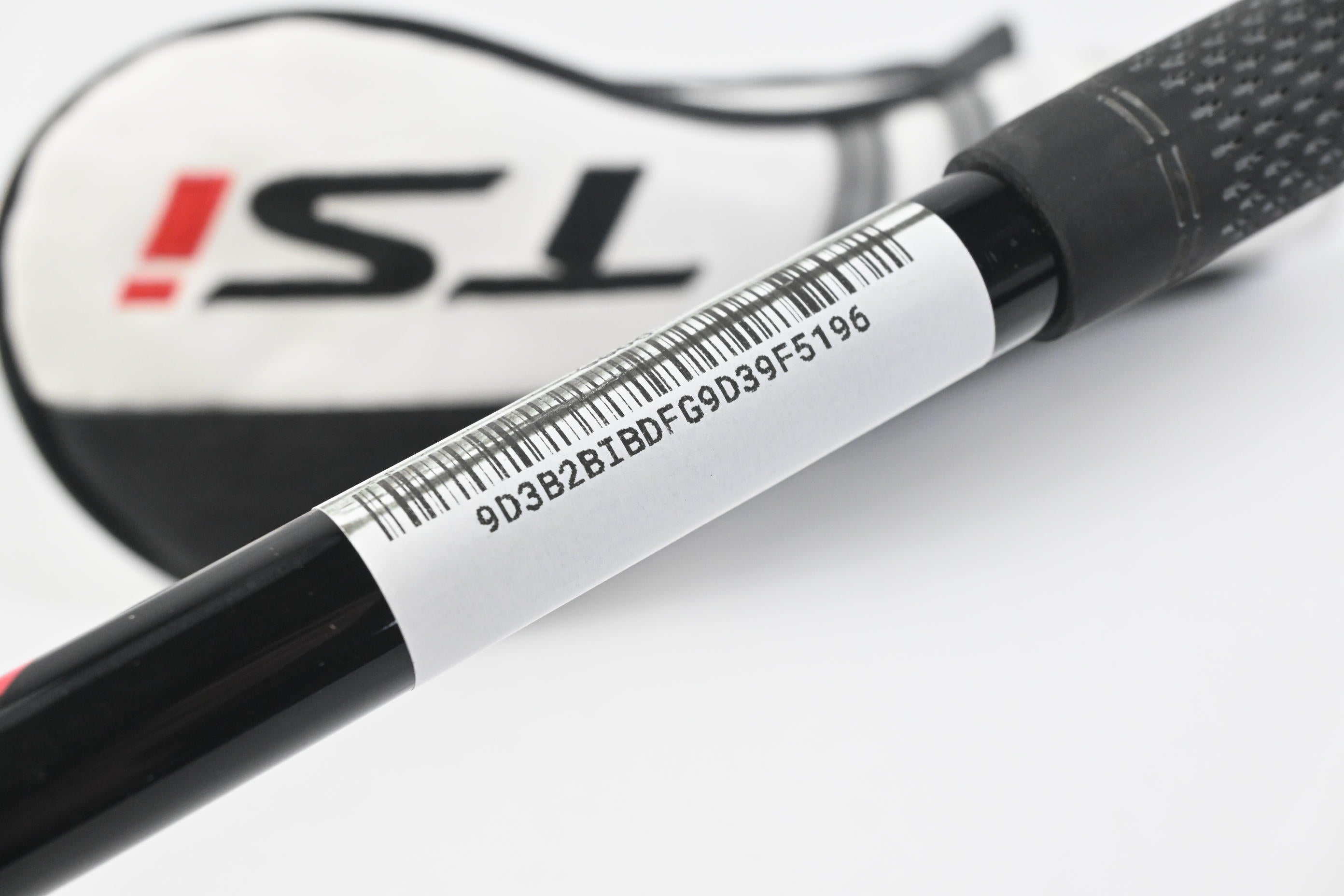Titleist TSi3 #2 Hybrid / 18 Degree / Stiff Flex Hzrdus Smoke Black RDX 80 Shaft