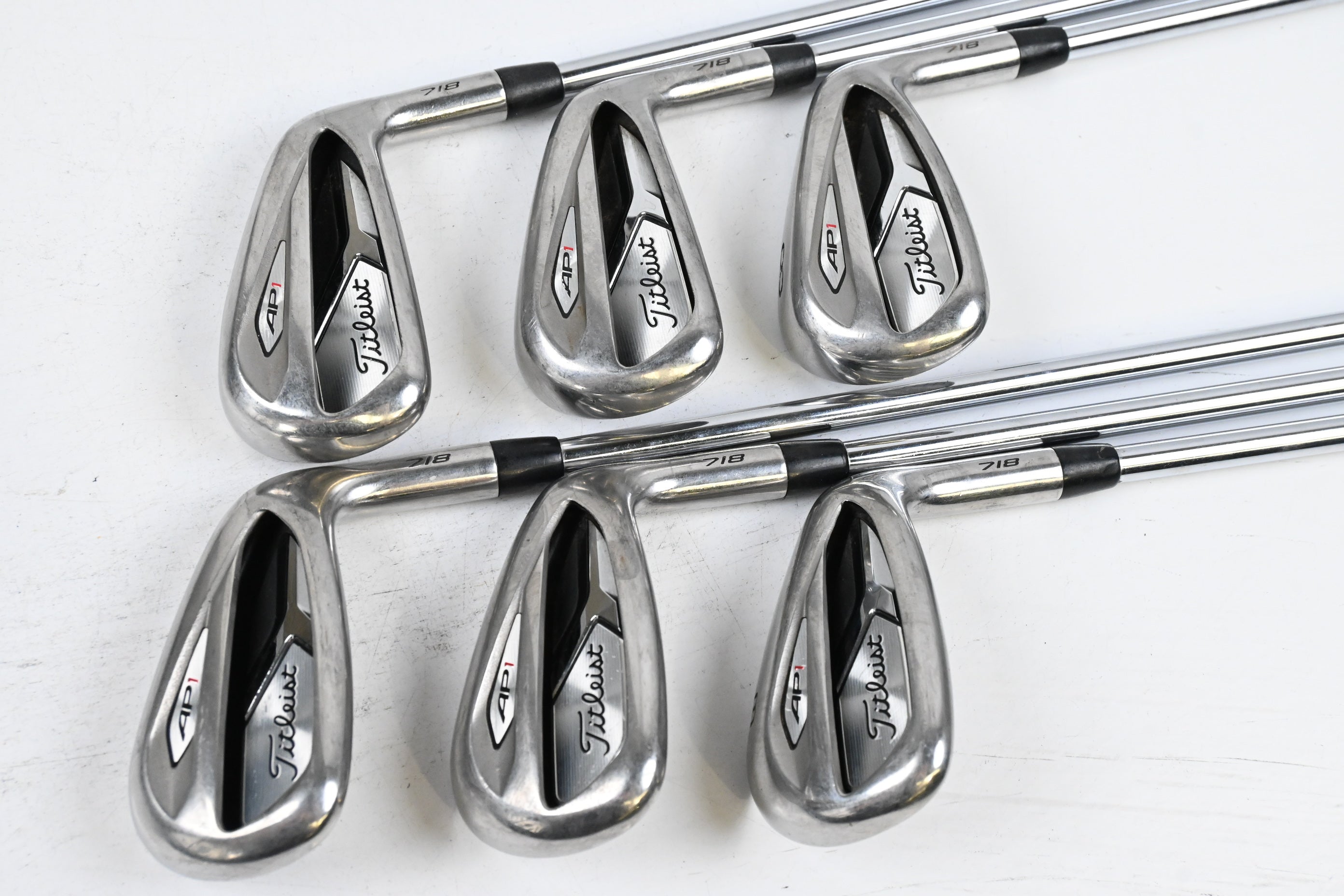 Titleist 718 AP1 Irons / 6-PW+SW / Regular Flex AMT R300 Red Shafts