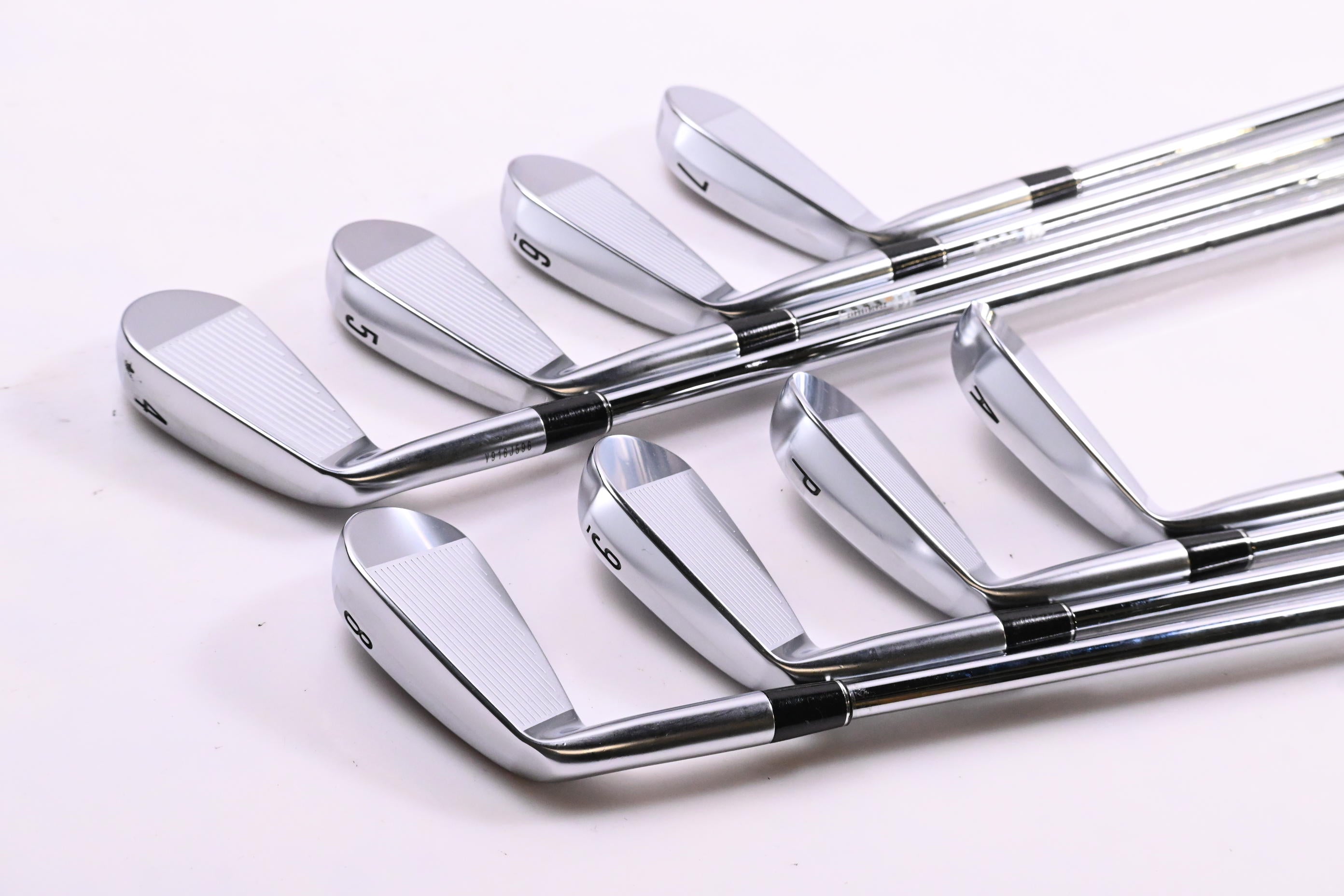 Srixon ZXi5 Irons / 4-PW+AW / Stiff Flex NS Pro Modus 3 Tour 105 Shafts