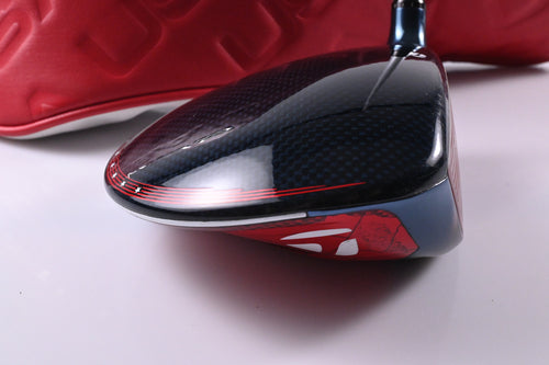 Taylormade Qi35 USA Driver / 10.5 Degree / Stiff Flex Fujikura Air Speeder 50