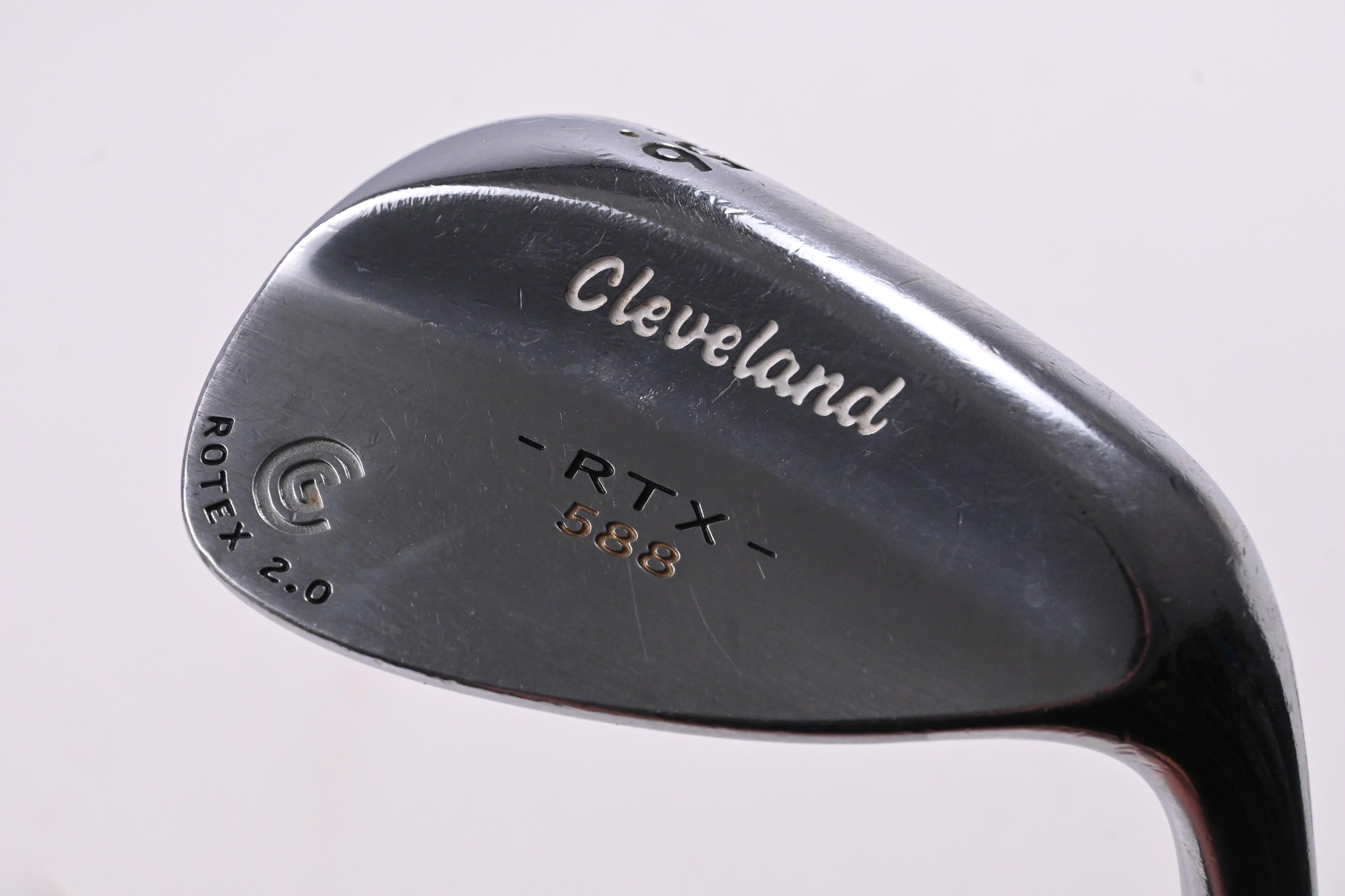 Cleveland 588 RTX 2.0 Sand Wedge / 56 Degree / Wedge Flex Dynamic Gold Shaft