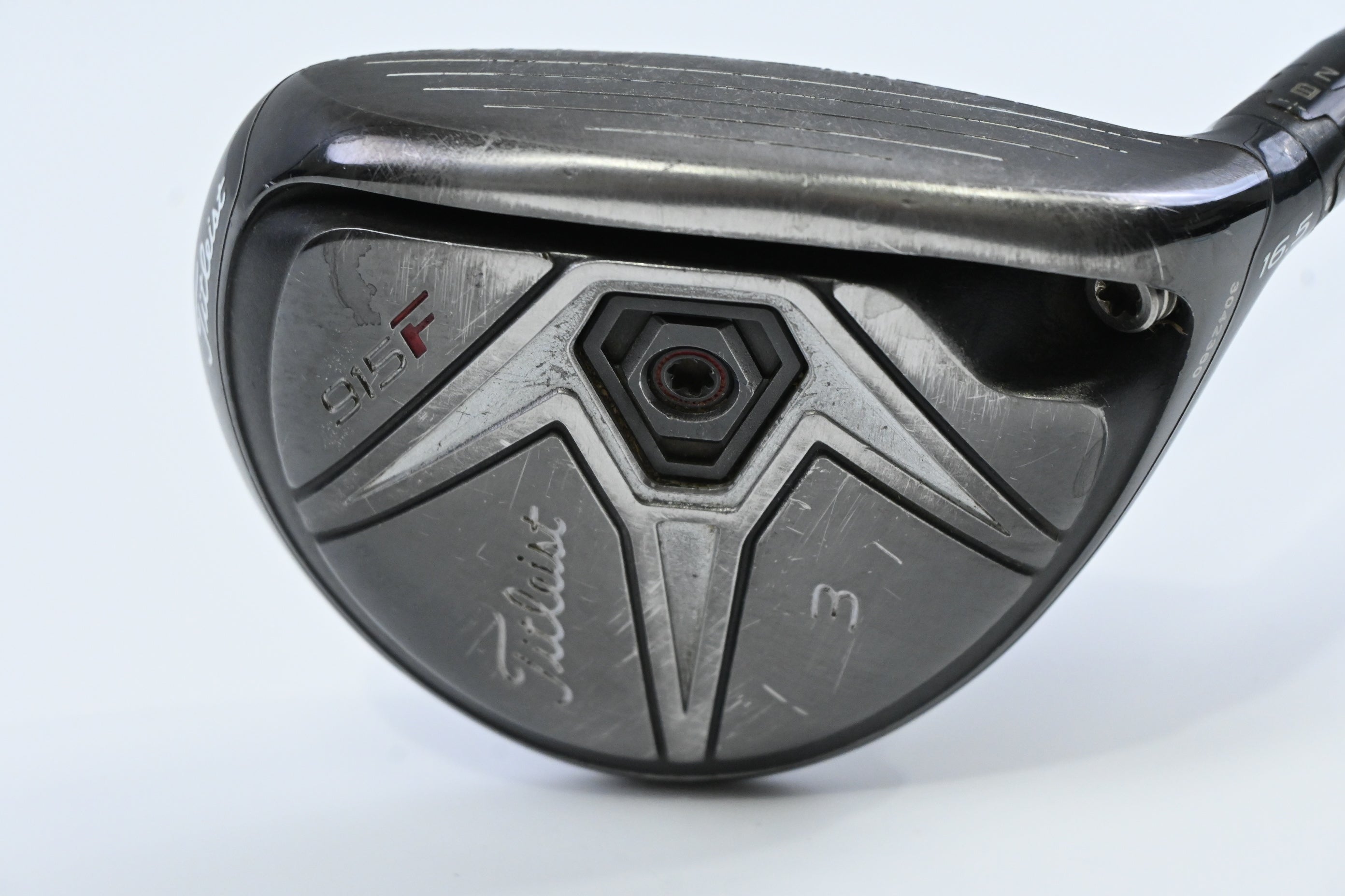 Titleist 915 F #3 Wood / 16.5 Degree / Stiff Flex Aldila Rogue White