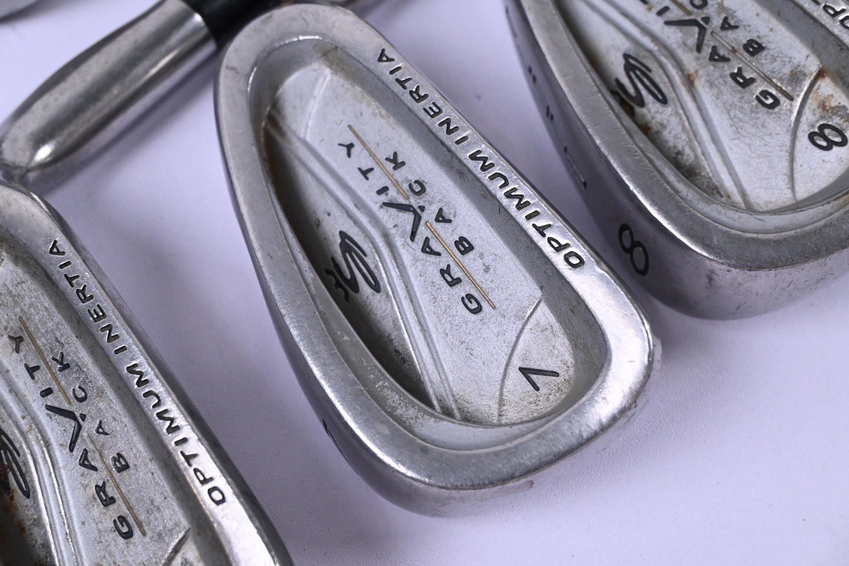 Cobra Gravity Back Irons / 3-9i / Regular Flex Cobra Shafts