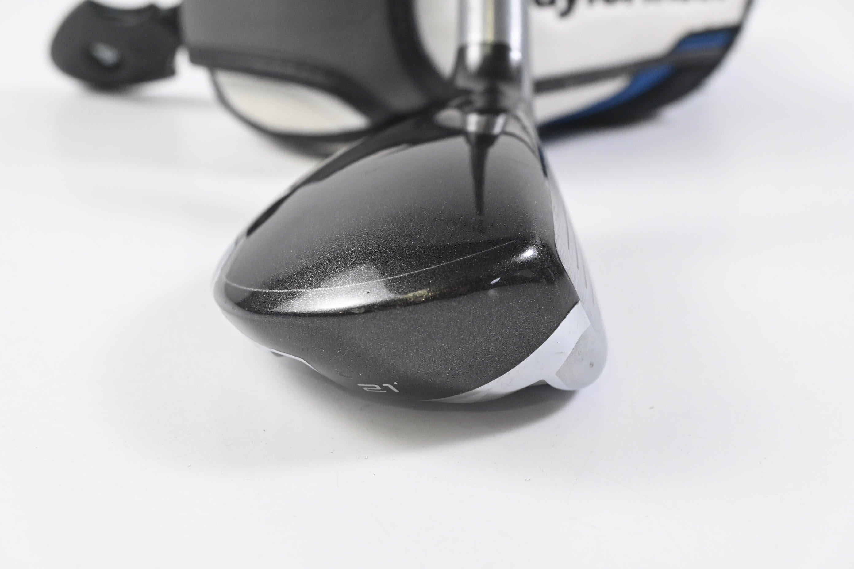 Taylormade SLDR #4 Hybrid / 21 Degree / Stiff Flex Fujikura Motore Speeder 9.3