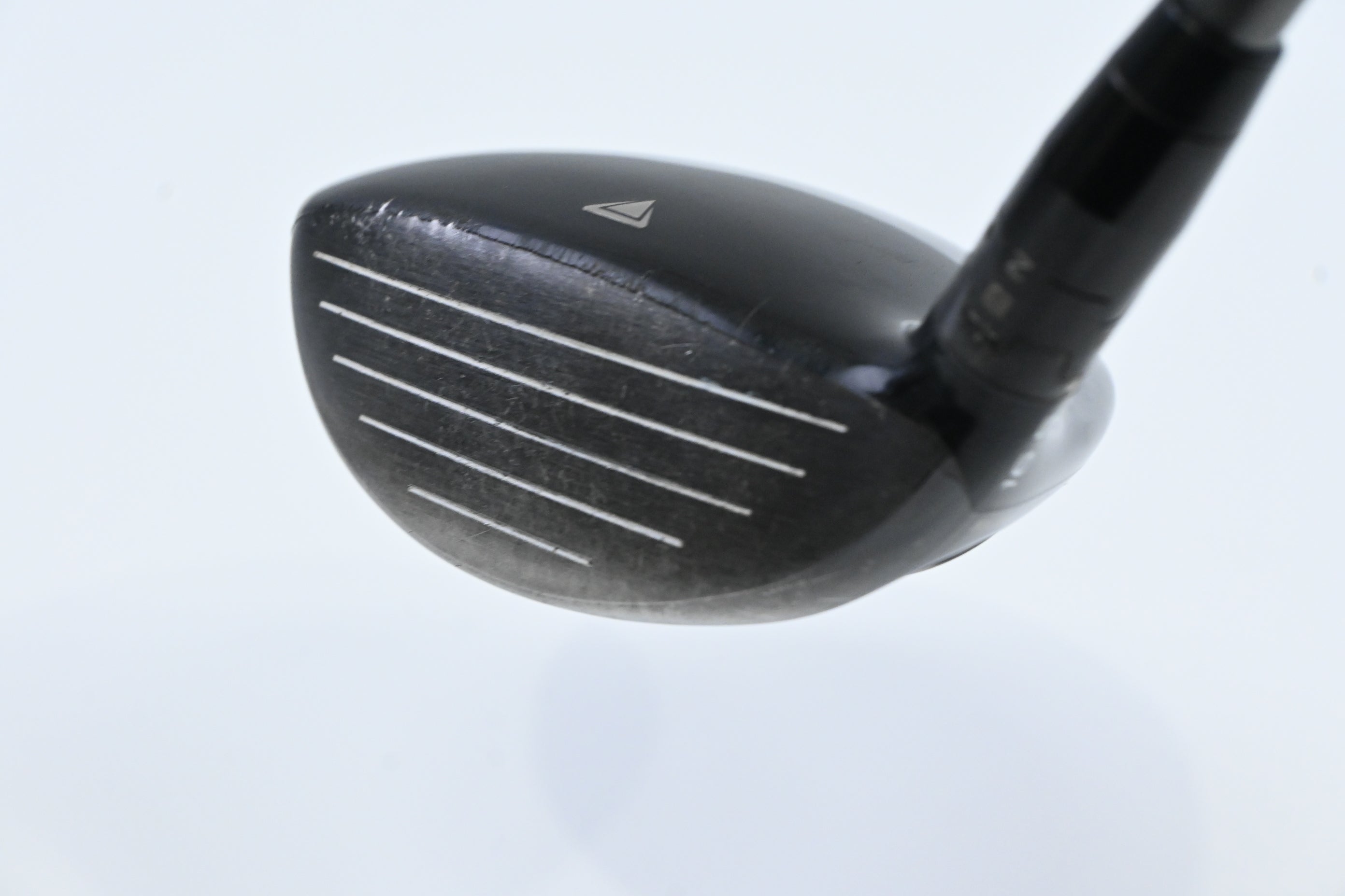 Titleist 915 F #3 Wood / 16.5 Degree / Stiff Flex Aldila Rogue White