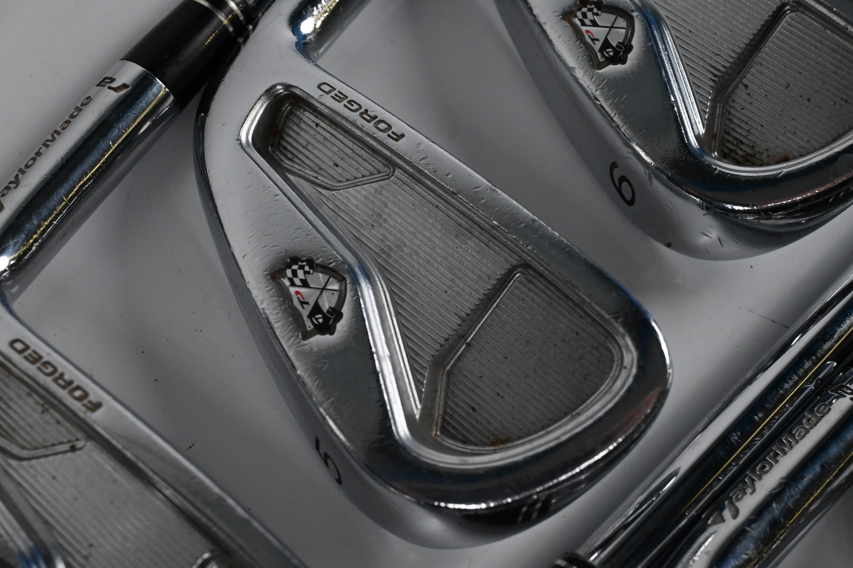 Taylormade RAC TP 2005 Irons / 4-PW / Stiff Flex Dynamic Gold S300