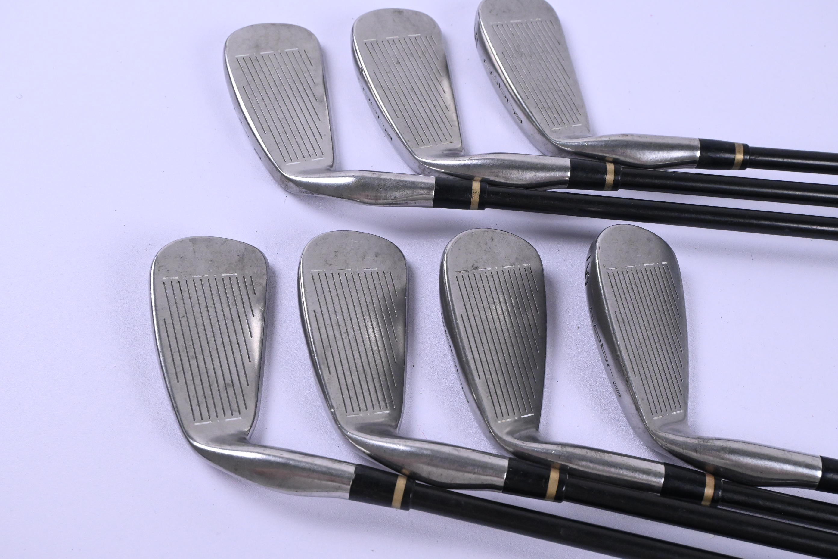 Cobra Gravity Back Irons / 3-9i / Regular Flex Cobra Shafts