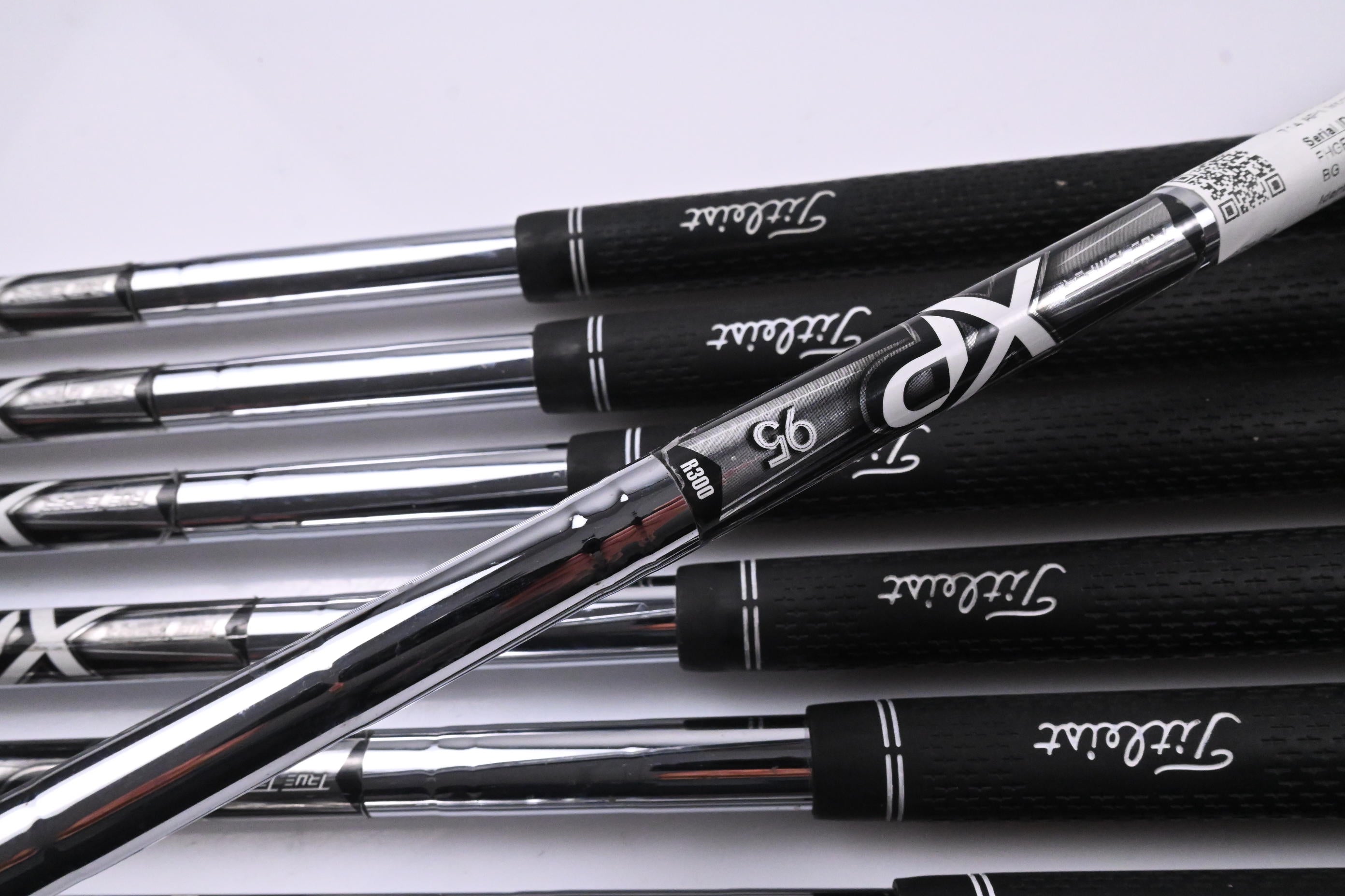 Titleist 714 AP1 Irons / 4-PW / Regular Flex XP 95 R300 Shafts