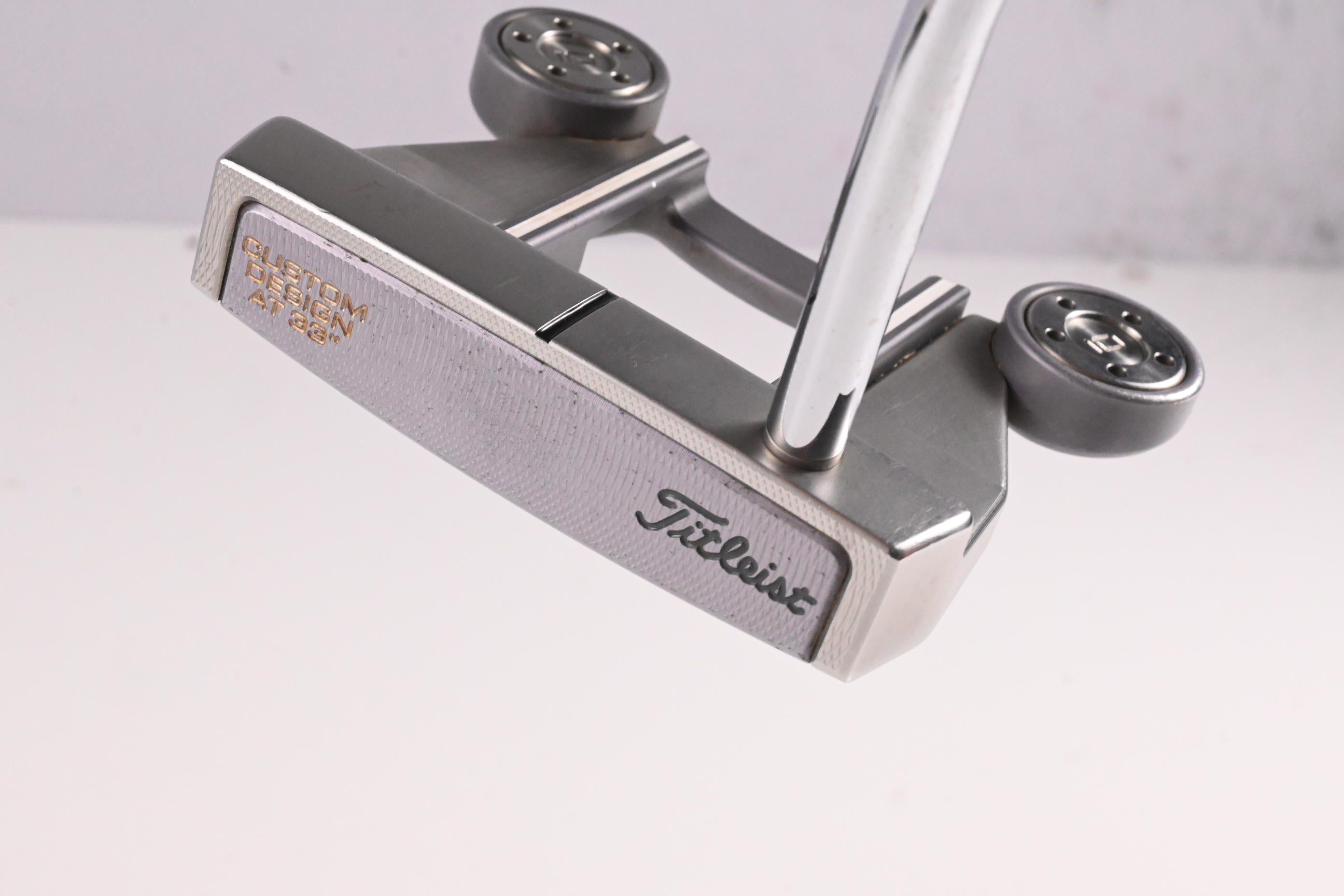 Scotty Cameron Cameron & Crown Futura 6M Putter / 33 Inch