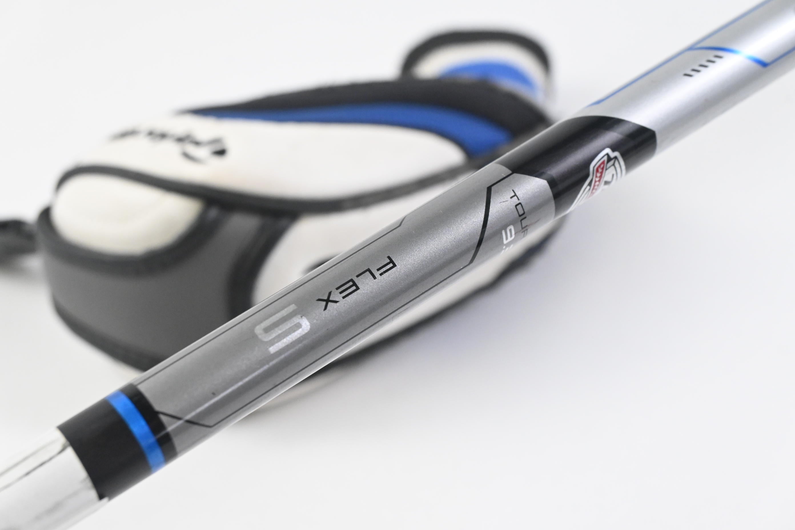 Taylormade SLDR #4 Hybrid / 21 Degree / Stiff Flex Fujikura Motore Speeder 9.3