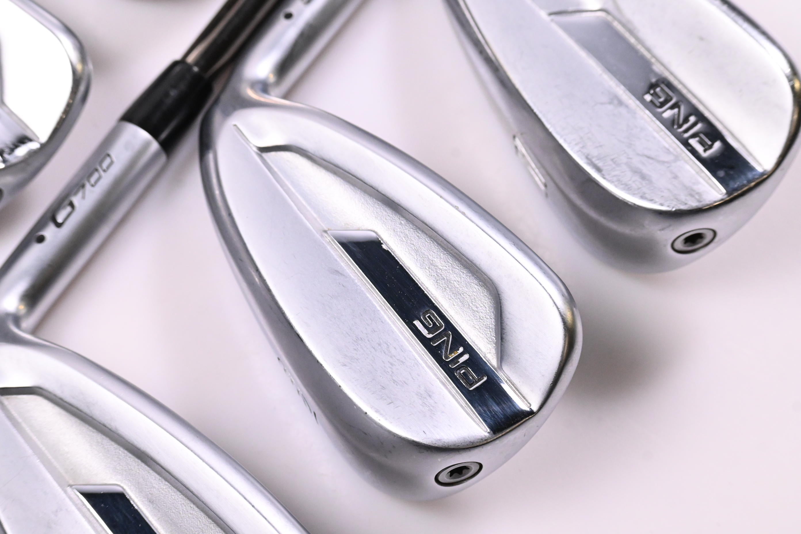 Ping G700 Irons / 6-PW / Black Dot / Regular Flex UST Recoil ES780 Shafts