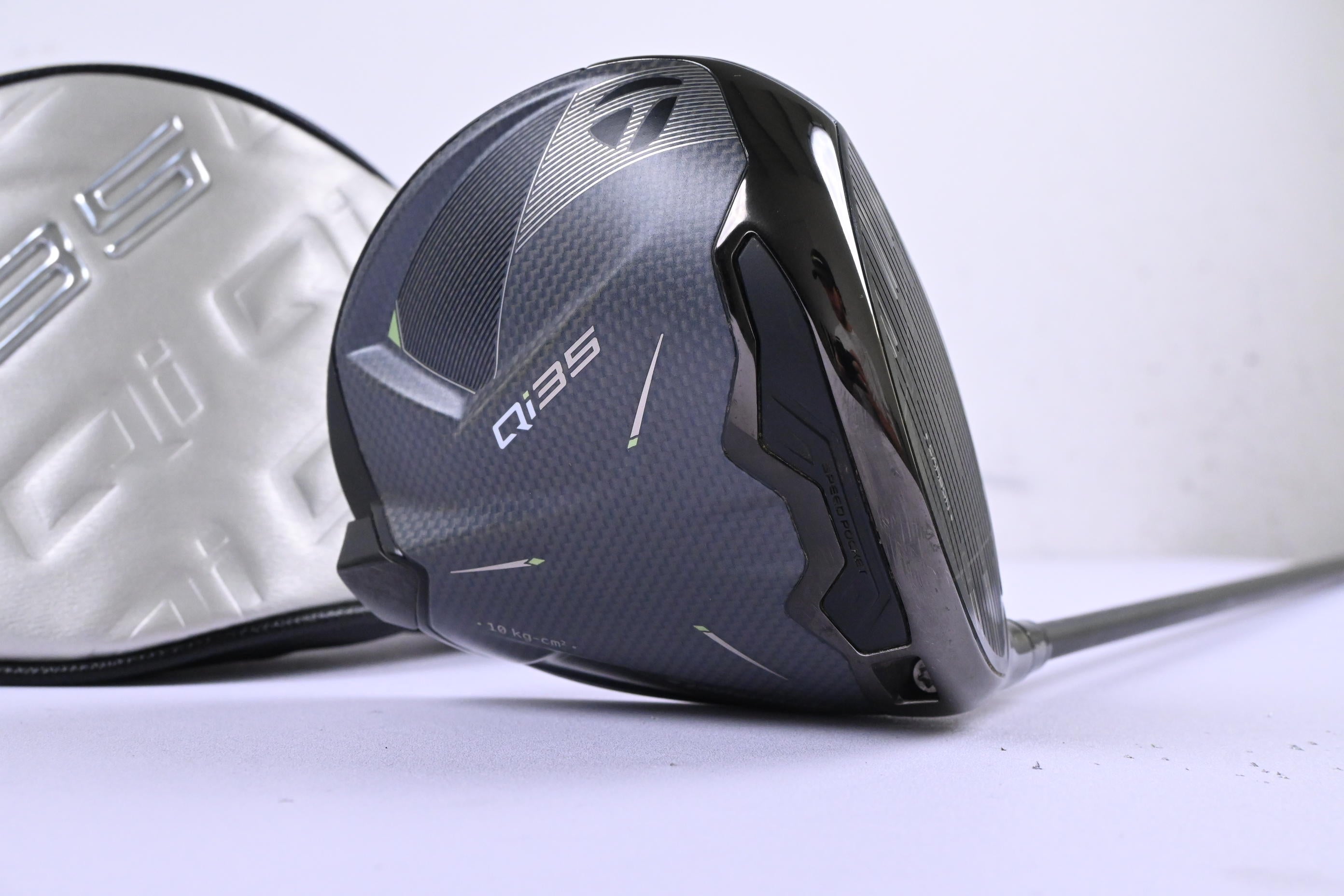 Taylormade Qi35 Max Driver / 9 Degree / Stiff Flex Kai'li Dark Waves Blue CB 60