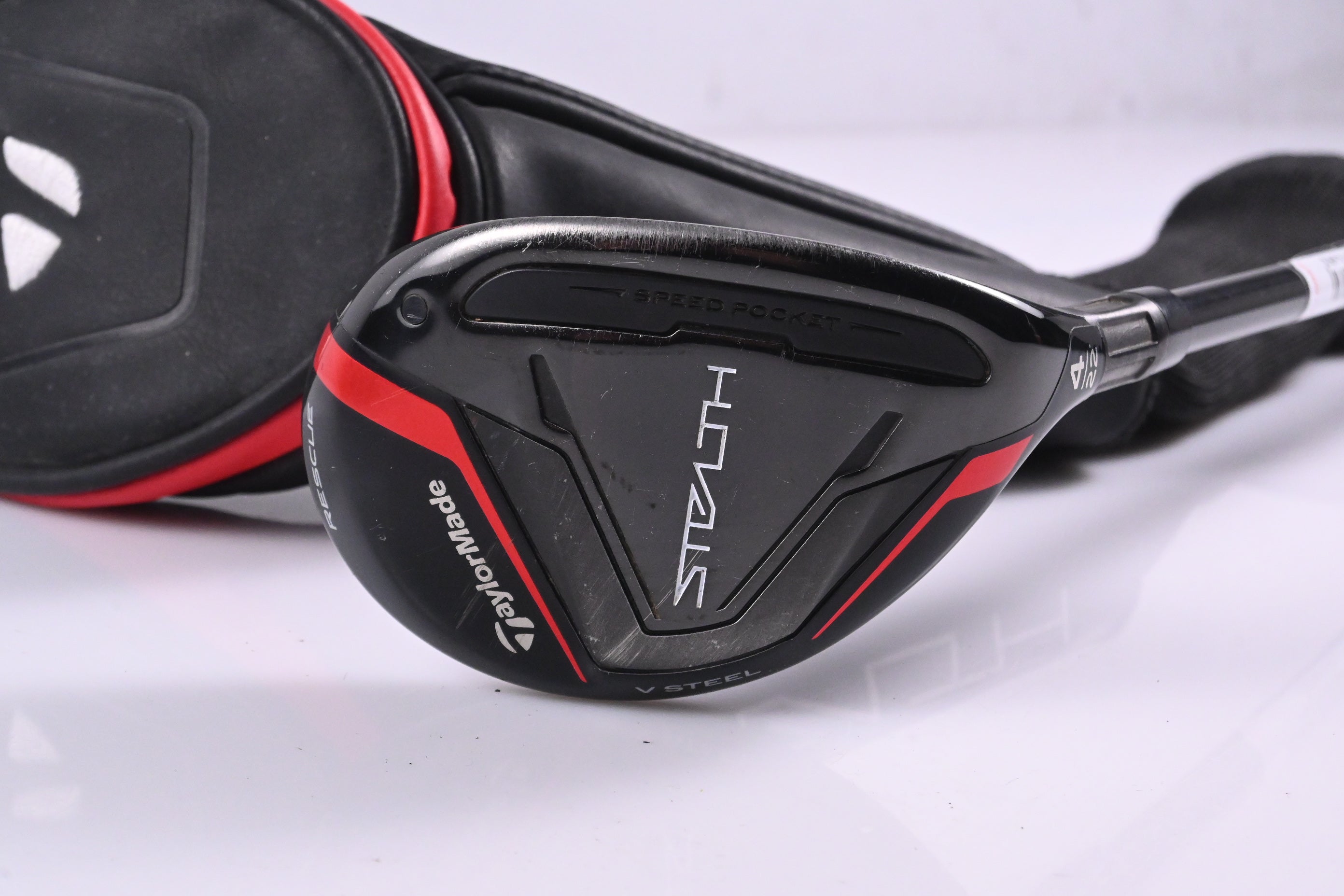 Taylormade Stealth #4 Hybrid / 22 Degree / Regular Flex Ventus Red 6 Shaft