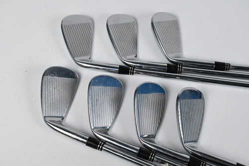 Taylormade RAC TP 2005 Irons / 4-PW / Stiff Flex Dynamic Gold S300