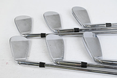 Taylormade Rocketbladez Tour Irons / 5-PW / X-Flex Steel Shafts