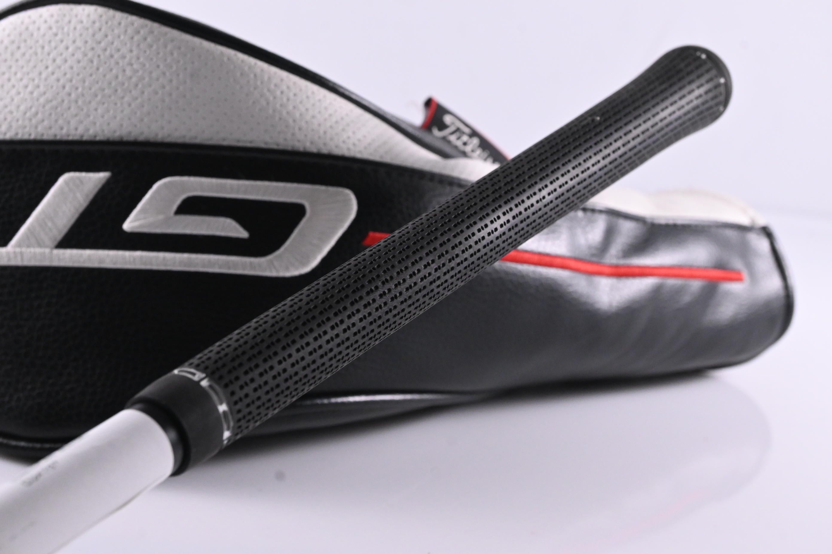 Titleist GT3 Driver / 10 Degree / Stiff Flex HZRDUS Black 60 Shaft