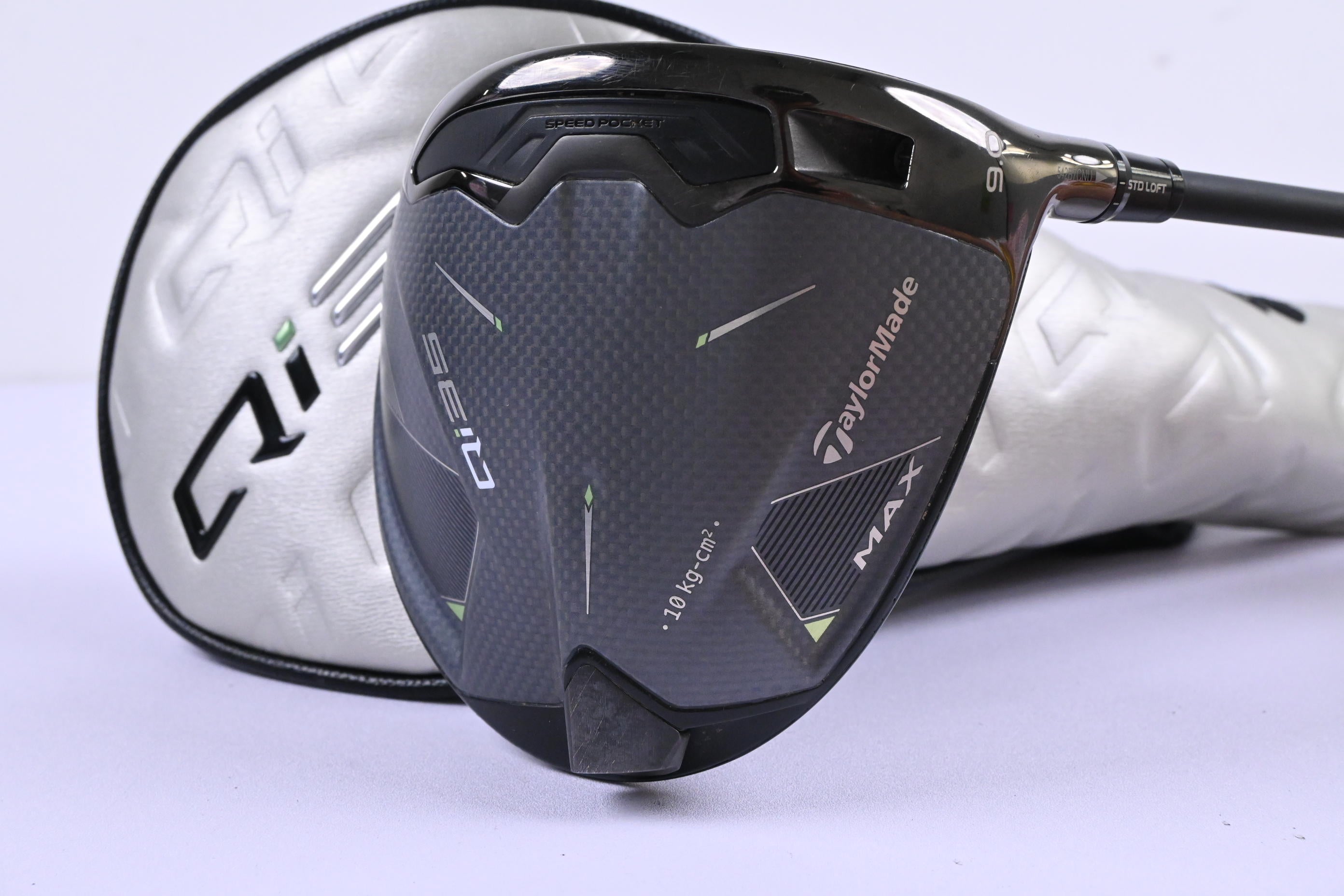 Taylormade Qi35 Max Driver / 9 Degree / Stiff Flex Kai'li Dark Waves Blue CB 60