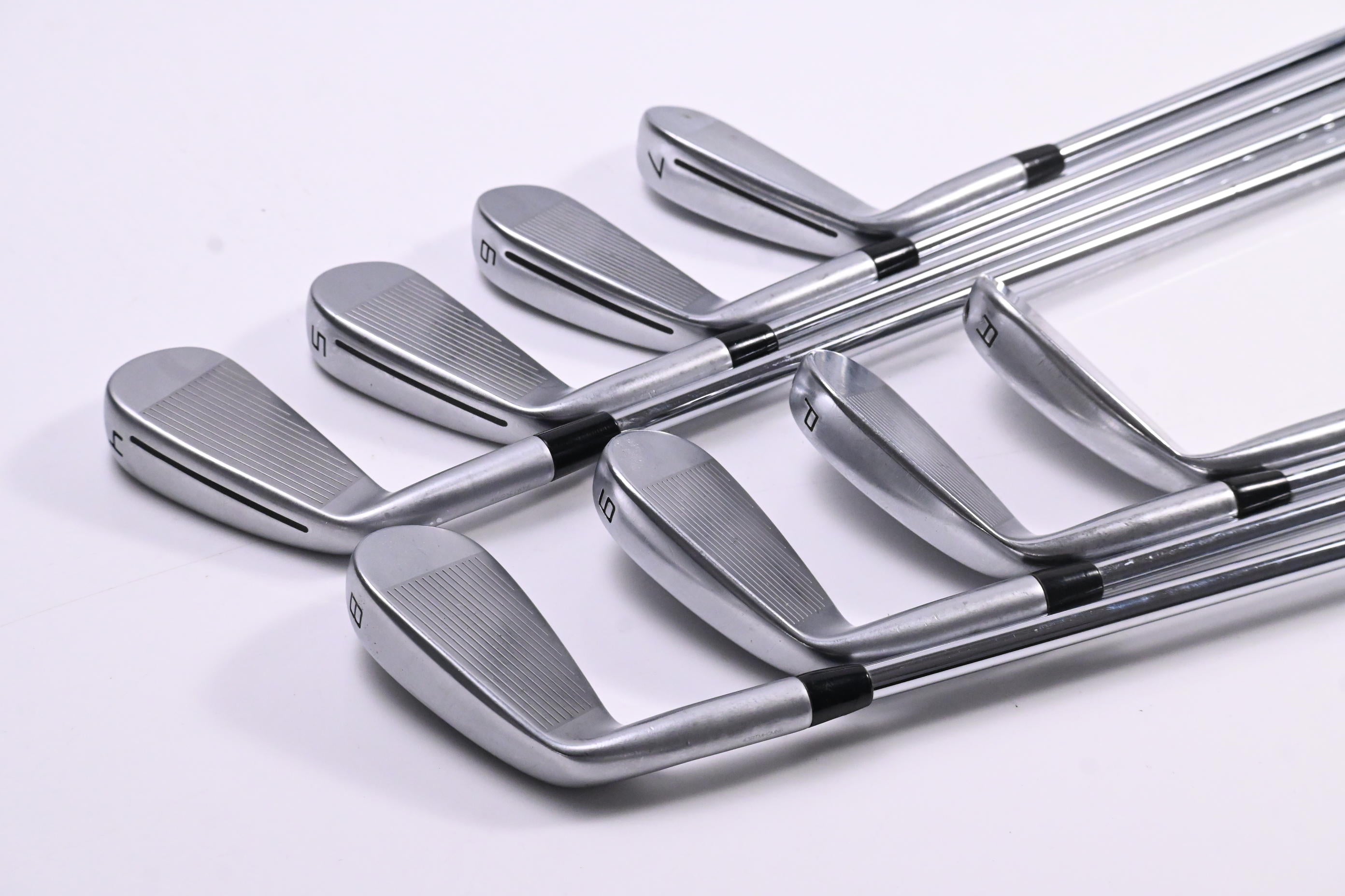 Taylormade P790 2023 Irons / 4-PW+AW / Stiff Flex Elevate MPH 95 Shafts