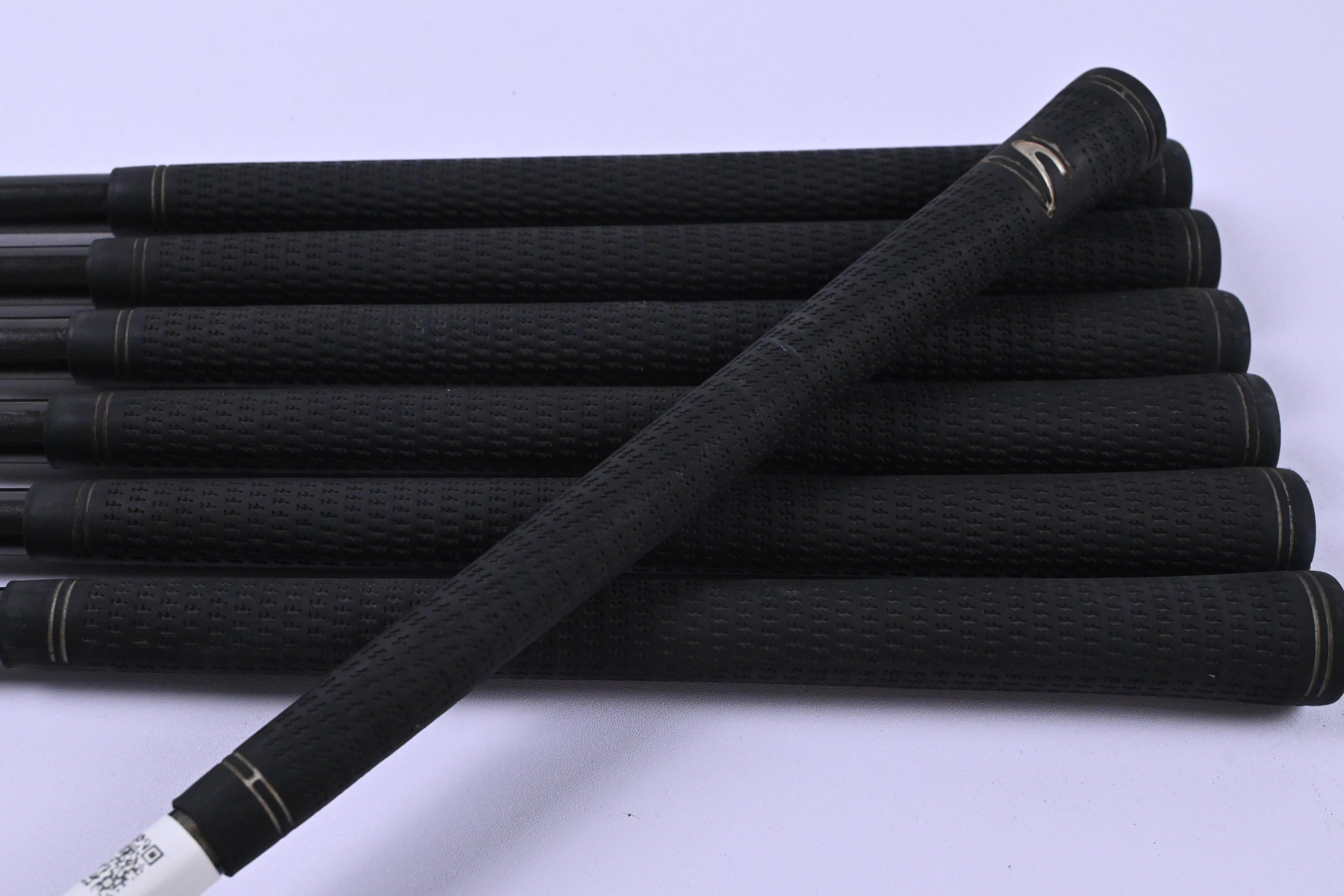 Cobra Gravity Back Irons / 3-9i / Regular Flex Cobra Shafts