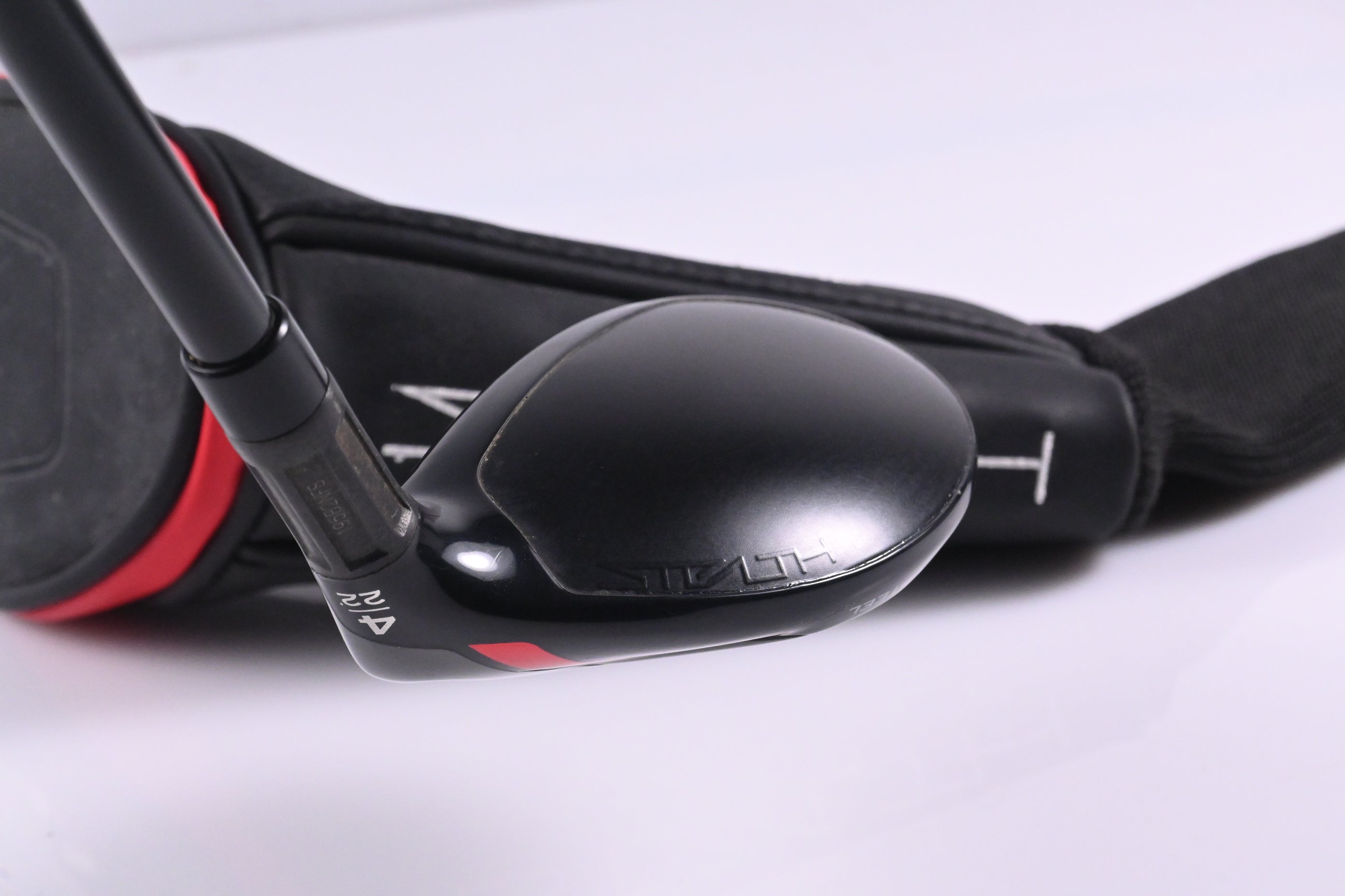 Taylormade Stealth #4 Hybrid / 22 Degree / Regular Flex Ventus Red 6 Shaft