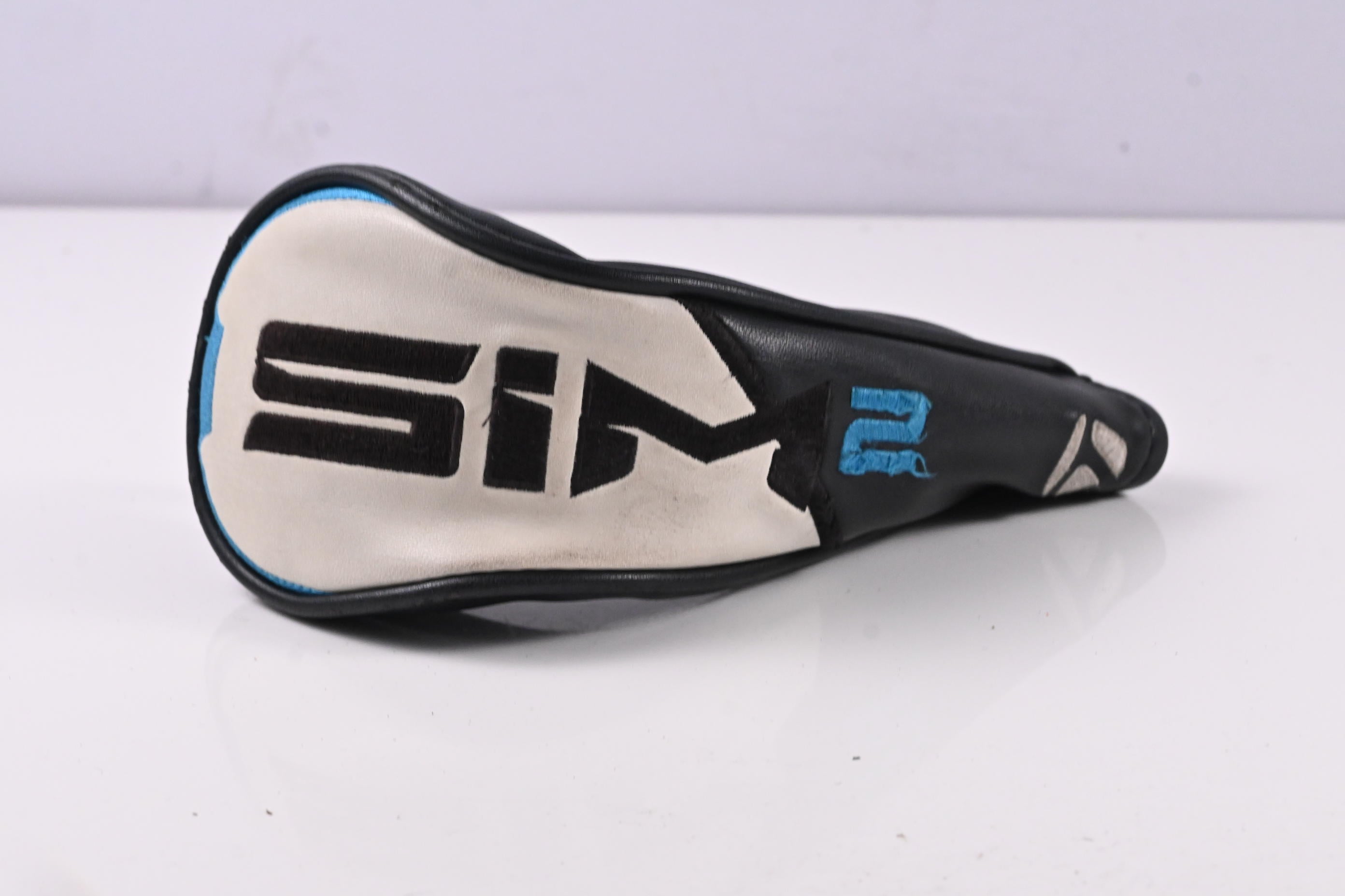 Taylormade SIM2 Max #4 Hybrid / 22 Degree / Regular Flex Ventus Blue 6 Shaft